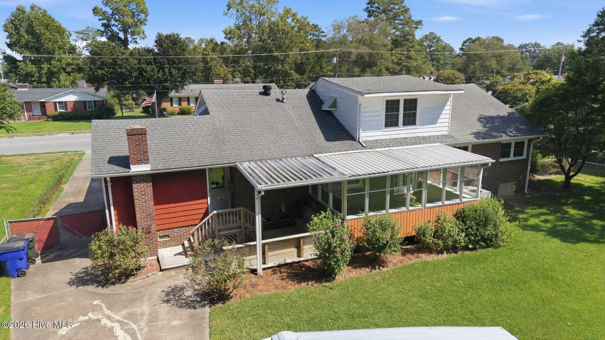 Single Family Residence at 2002 Carey Road, Kinston, NC 28501, photo 13 of 54