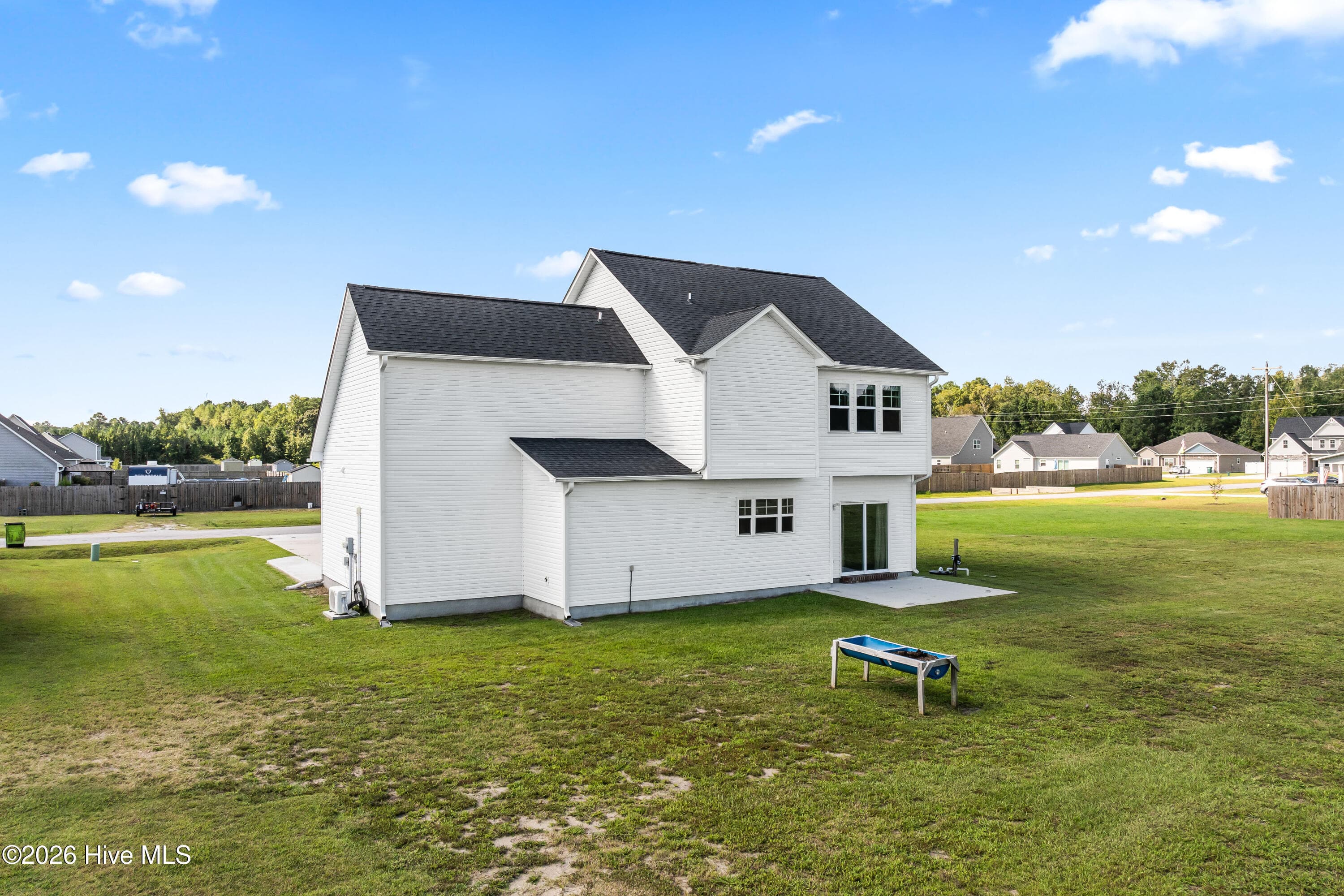 Single Family Residence at 158 Uzzell Road, Hubert, NC 28539, photo 39 of 45