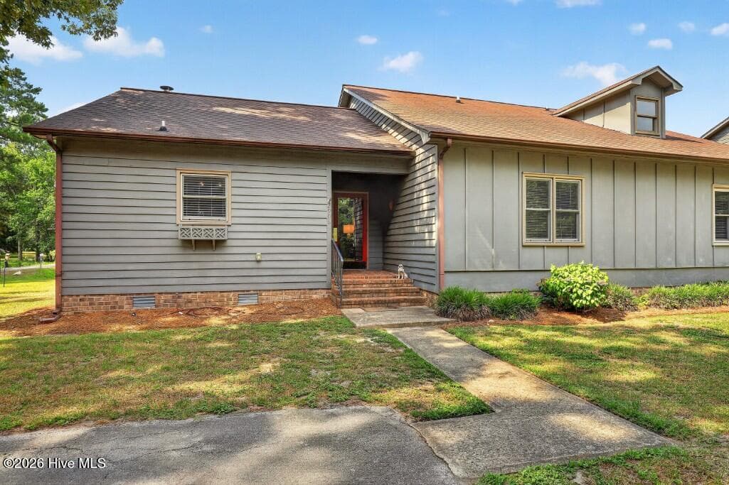 Townhouse at 2906 Derby Drive, Kinston, NC 28504, photo 25 of 26