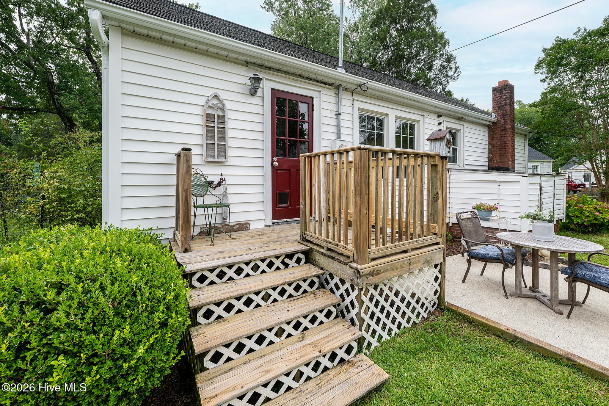 Back Porch & Patio - 1902 Wilson Street, New Bern, NC 28560