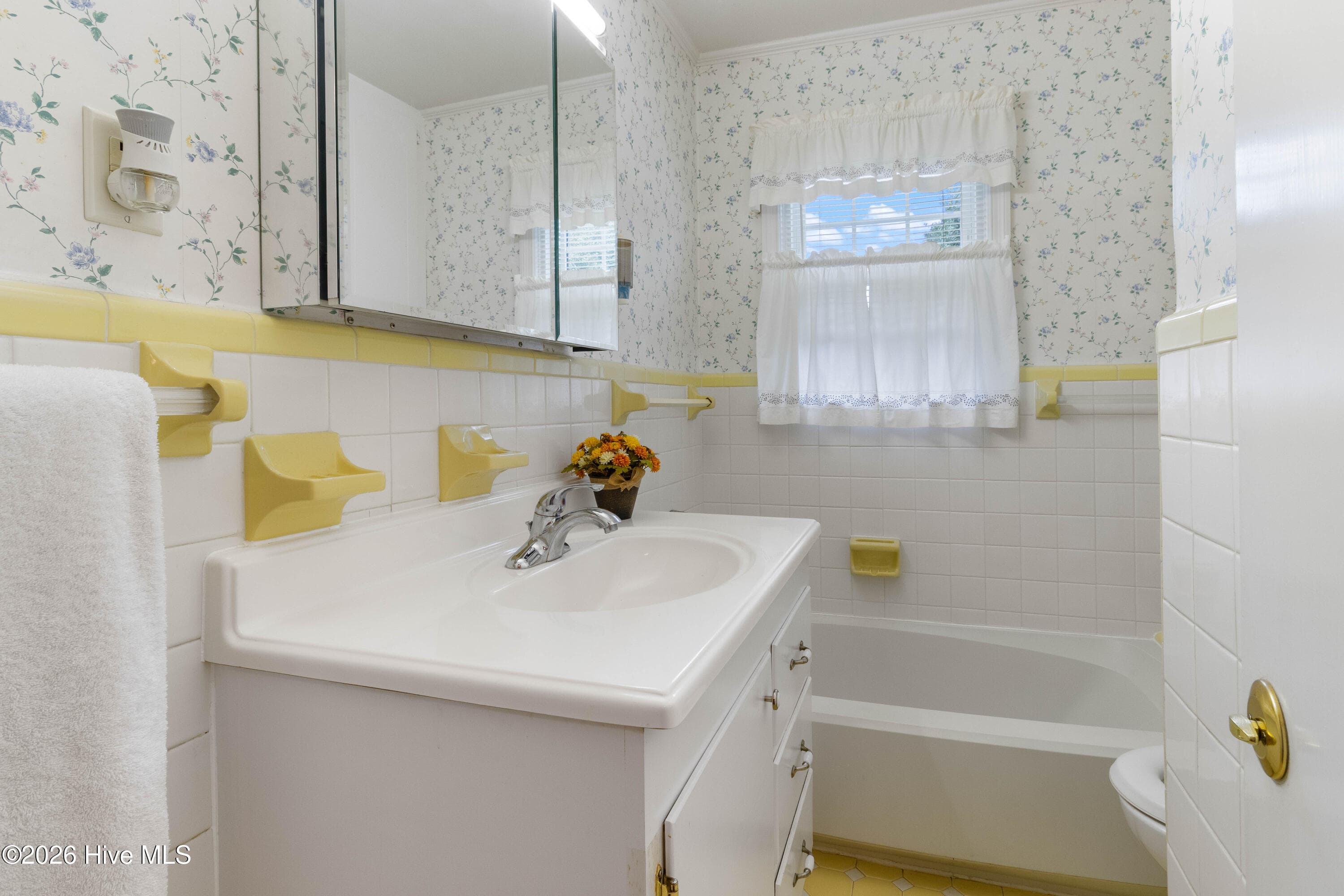 Single Family Residence at 612 David Street, Elizabethtown, NC 28337, photo 19 of 38