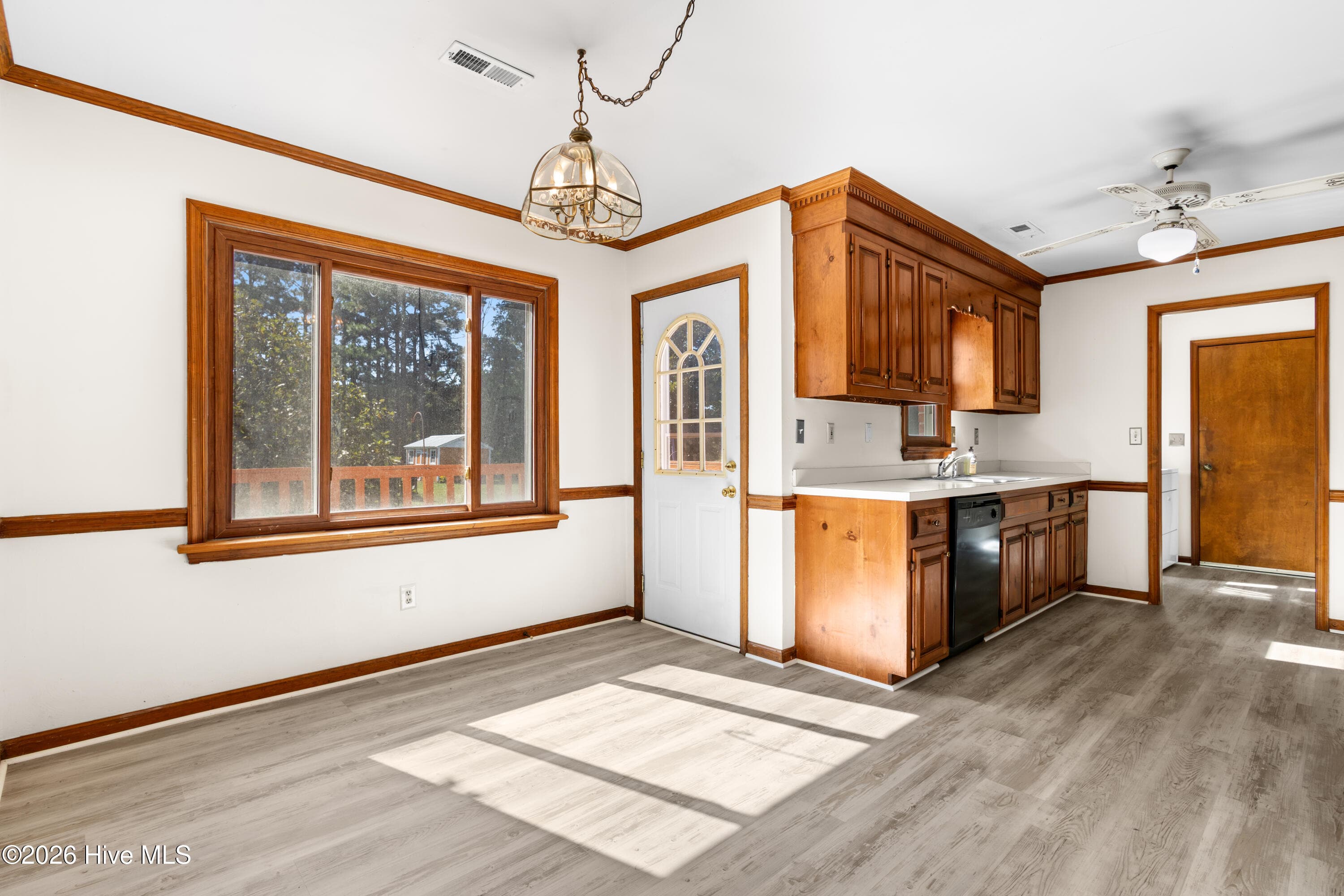 Single Family Residence at 146 Quail Run Drive, Moyock, NC 27958, Moyock, photo 10 of 46