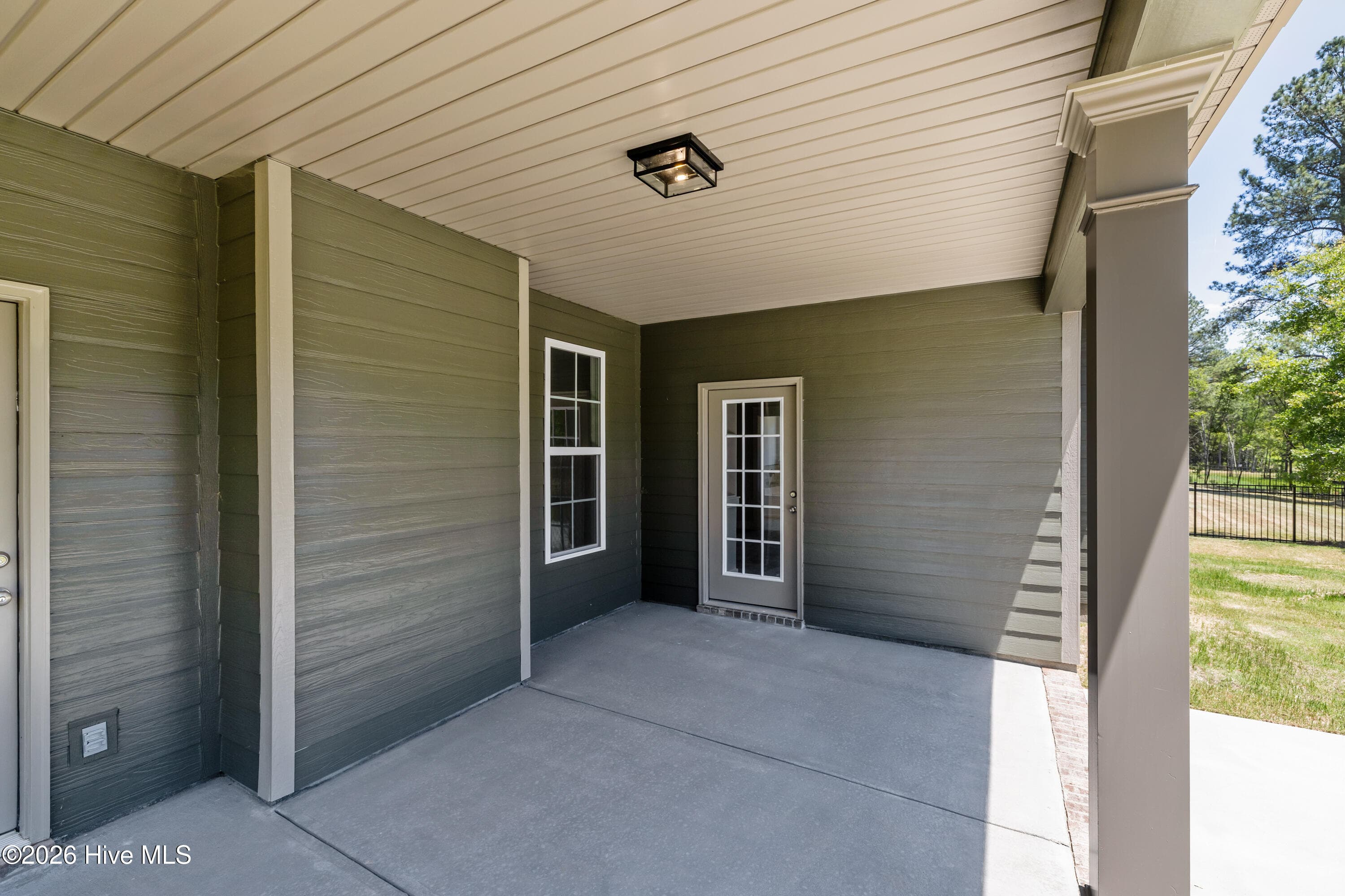 Wired for a ceiling fan - 1725 Bellingham Drive, Beech Island, SC 29842