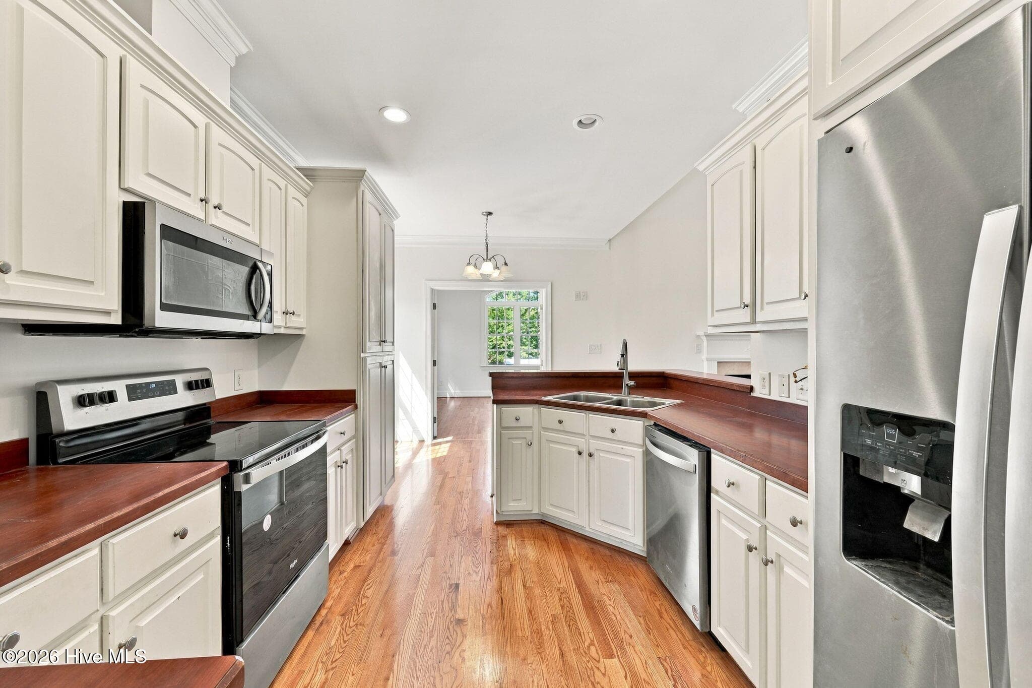 Single Family Residence at 1503 Caracara Drive, New Bern, NC 28560, photo 15 of 53