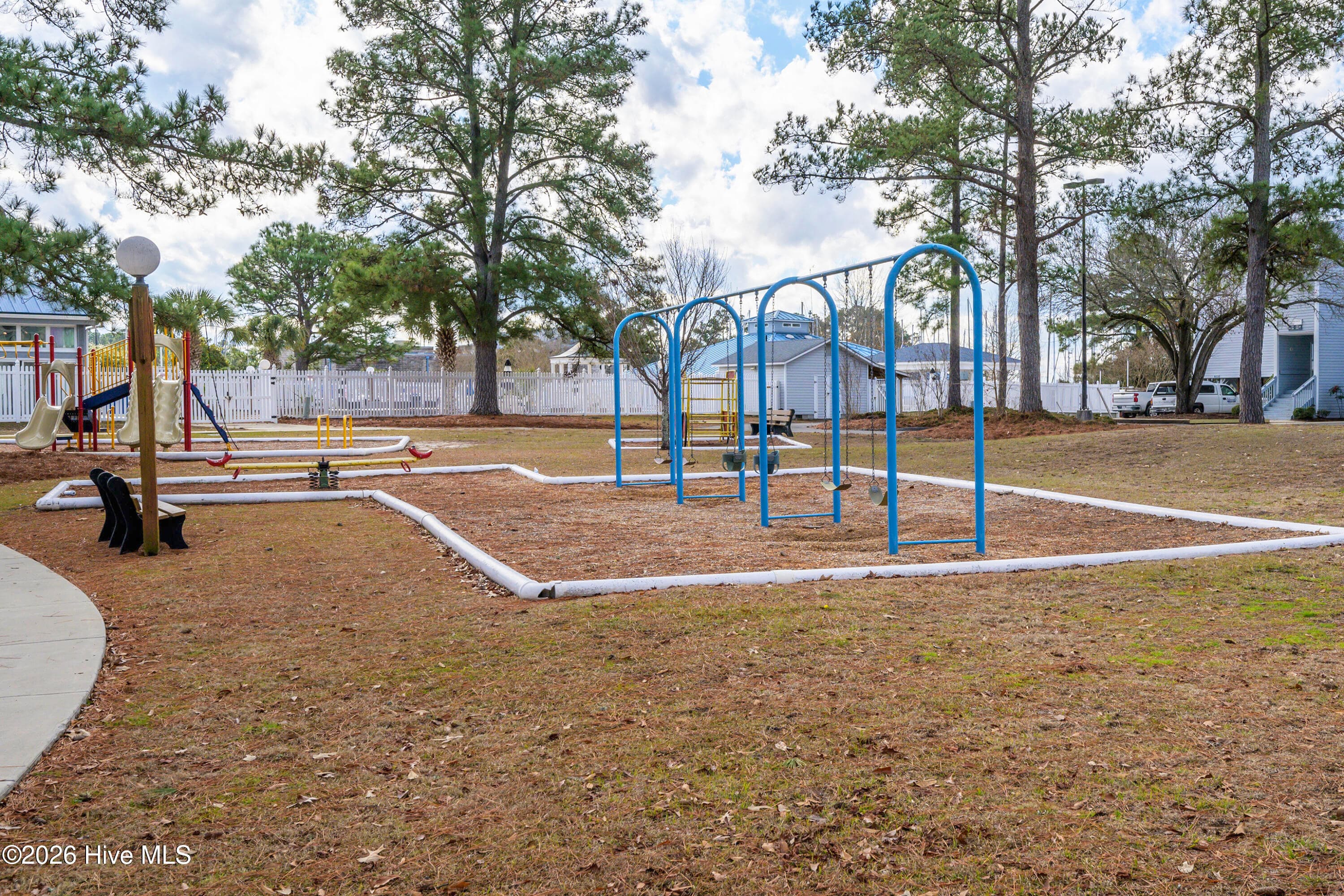 Single Family Residence at 5505 Blackbeard Lane, New Bern, NC 28560, photo 71 of 75