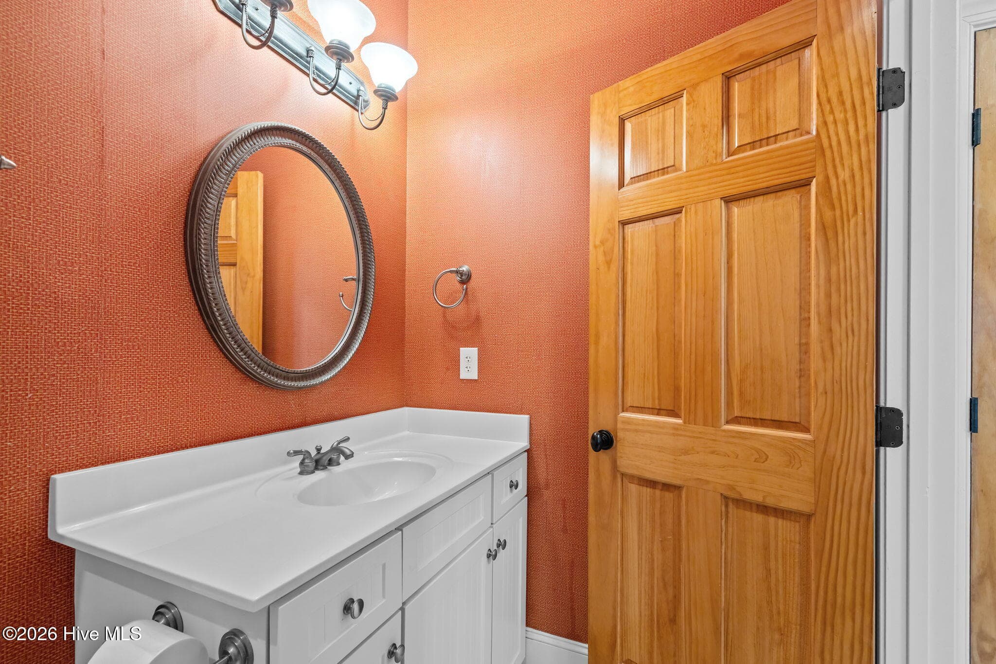 5th Bath - 4204 Emerald Drive, Emerald Isle, NC 28594