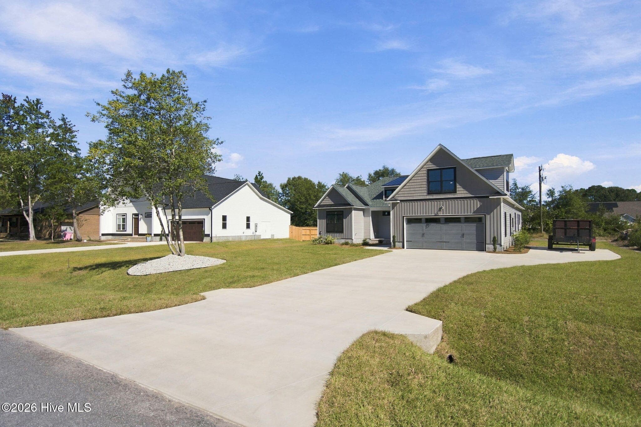 Single Family Residence at 107 Weathersbee Drive, Hampstead, NC 28443, photo 8 of 140