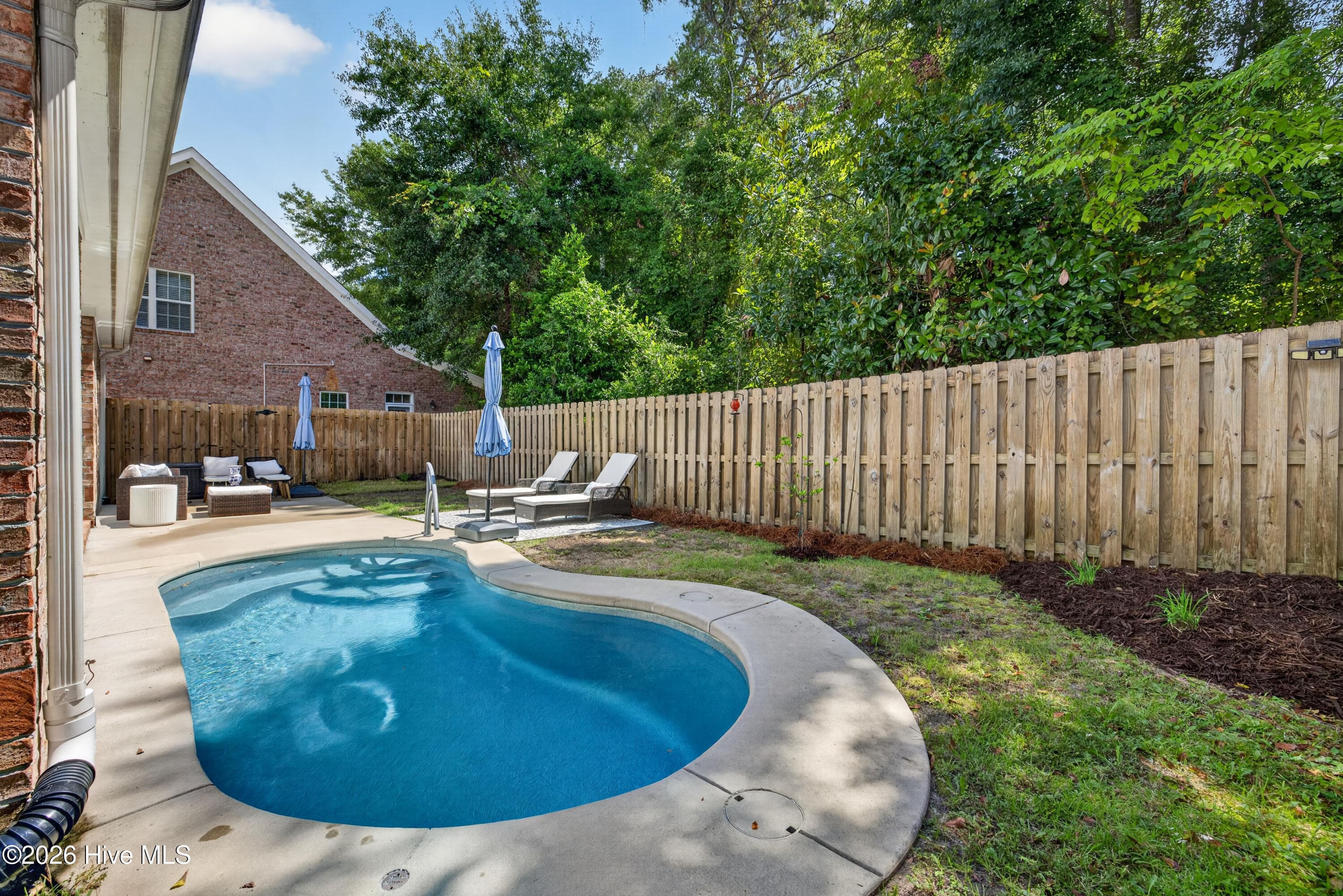 Single Family Residence at 5148 Somersett Lane, Wilmington, NC 28409, photo 7 of 45