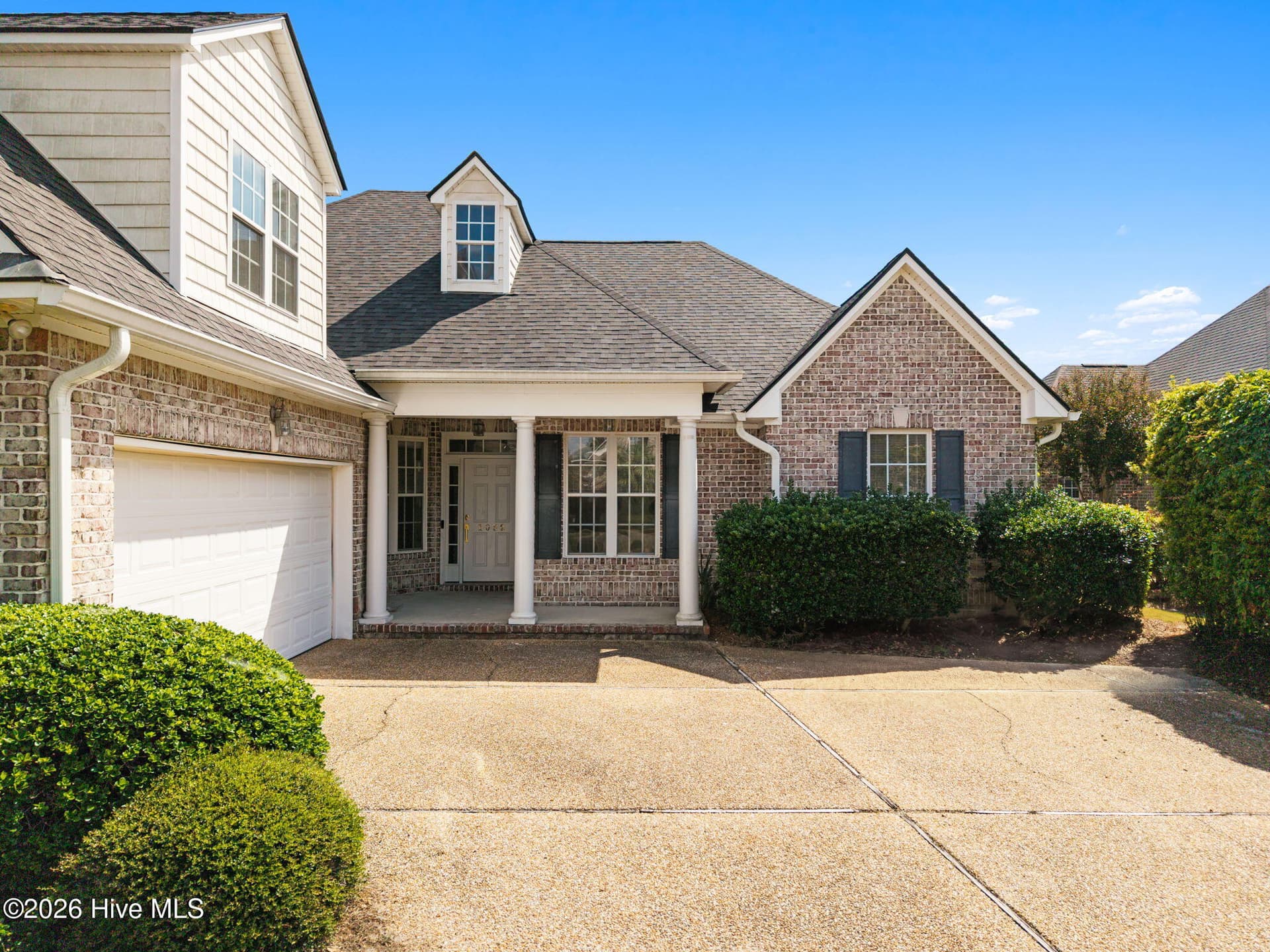 Single Family Residence at 1052 Stonebridge Lane, Leland, NC 28451, photo 3 of 76
