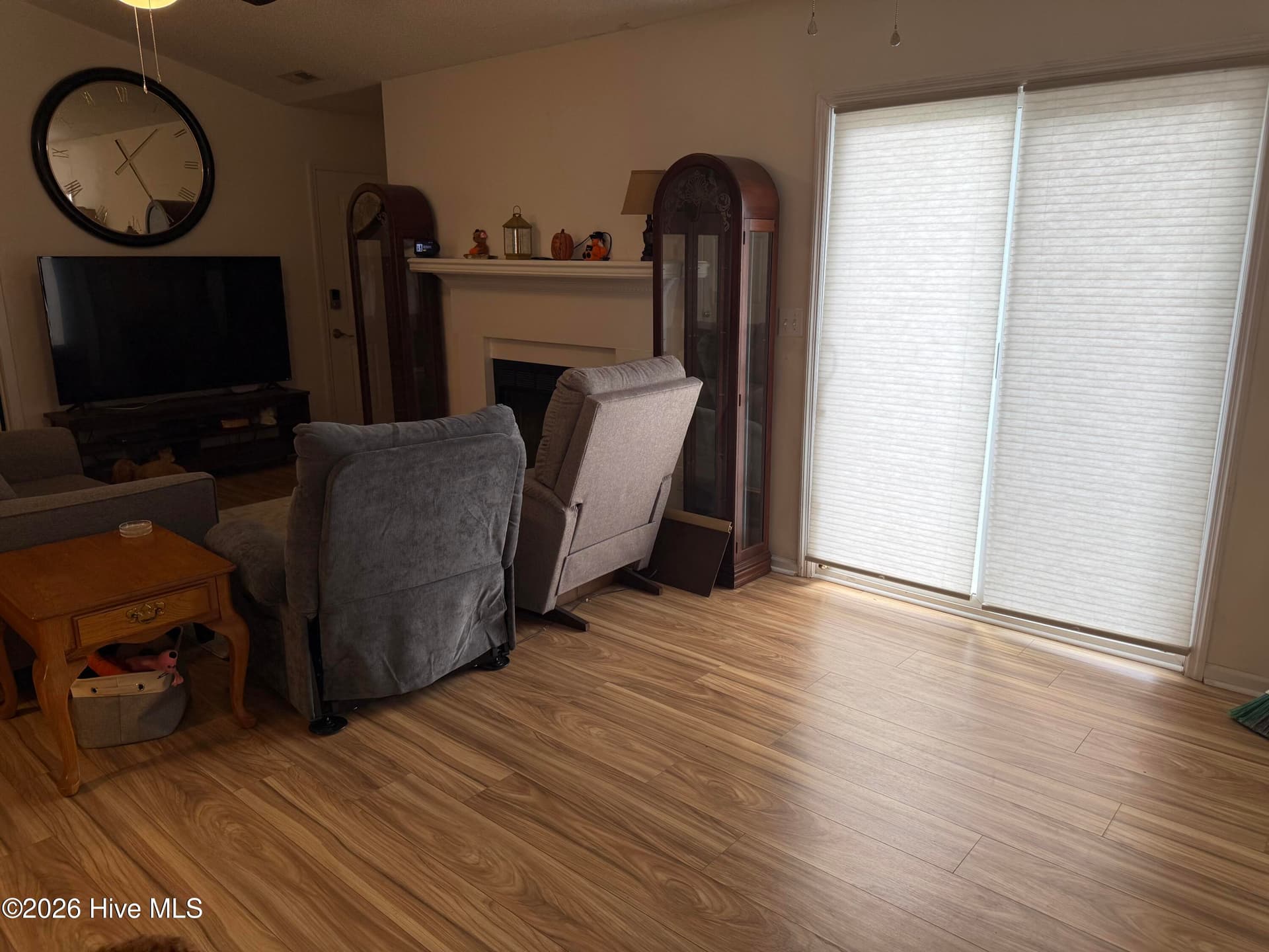 Single Family Residence at 103 Loblolly Lane, New Bern, NC 28562, photo 4 of 15