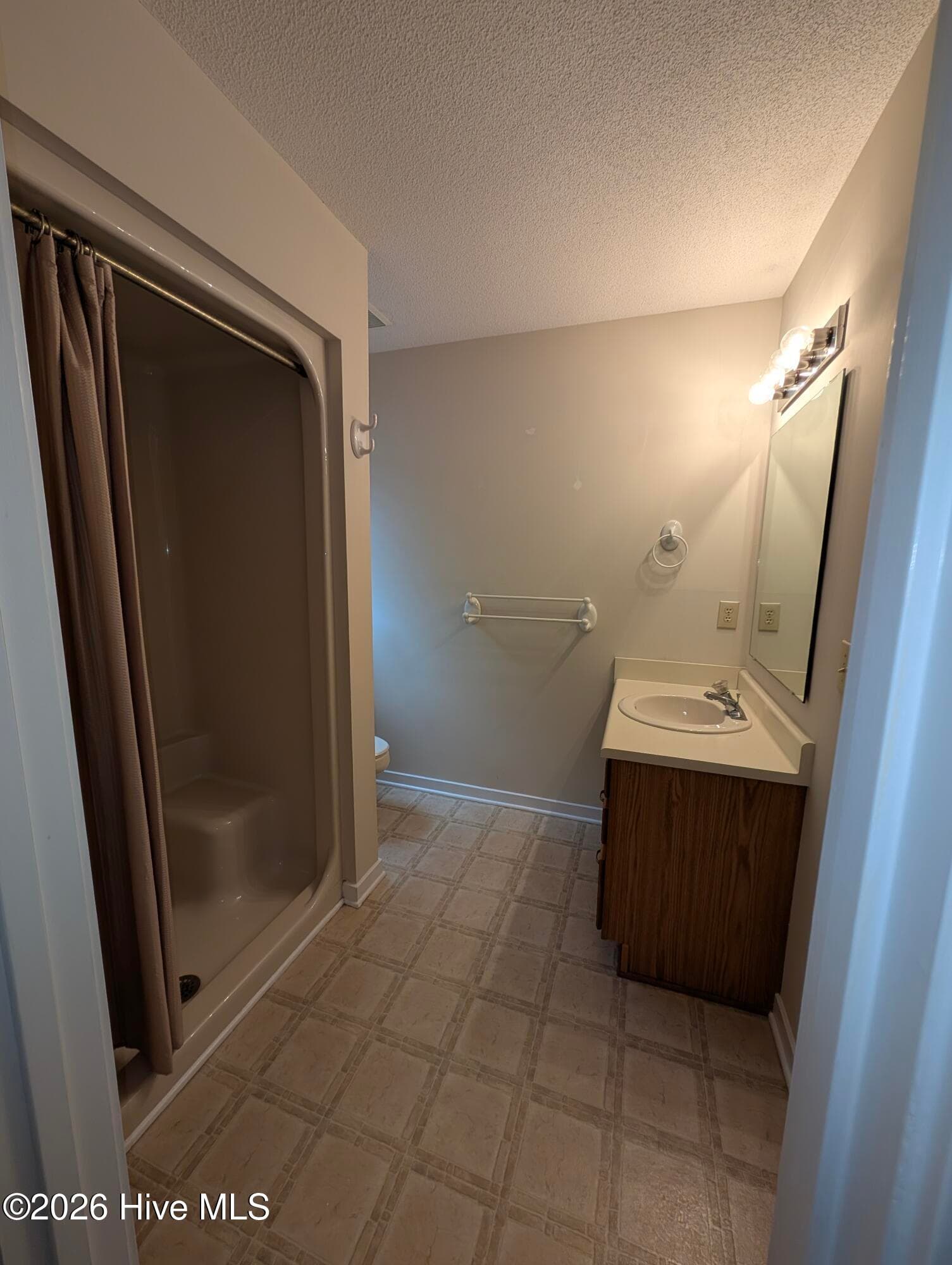 Townhouse at 5916 Chester Street, Wilmington, NC 28405, photo 25 of 31