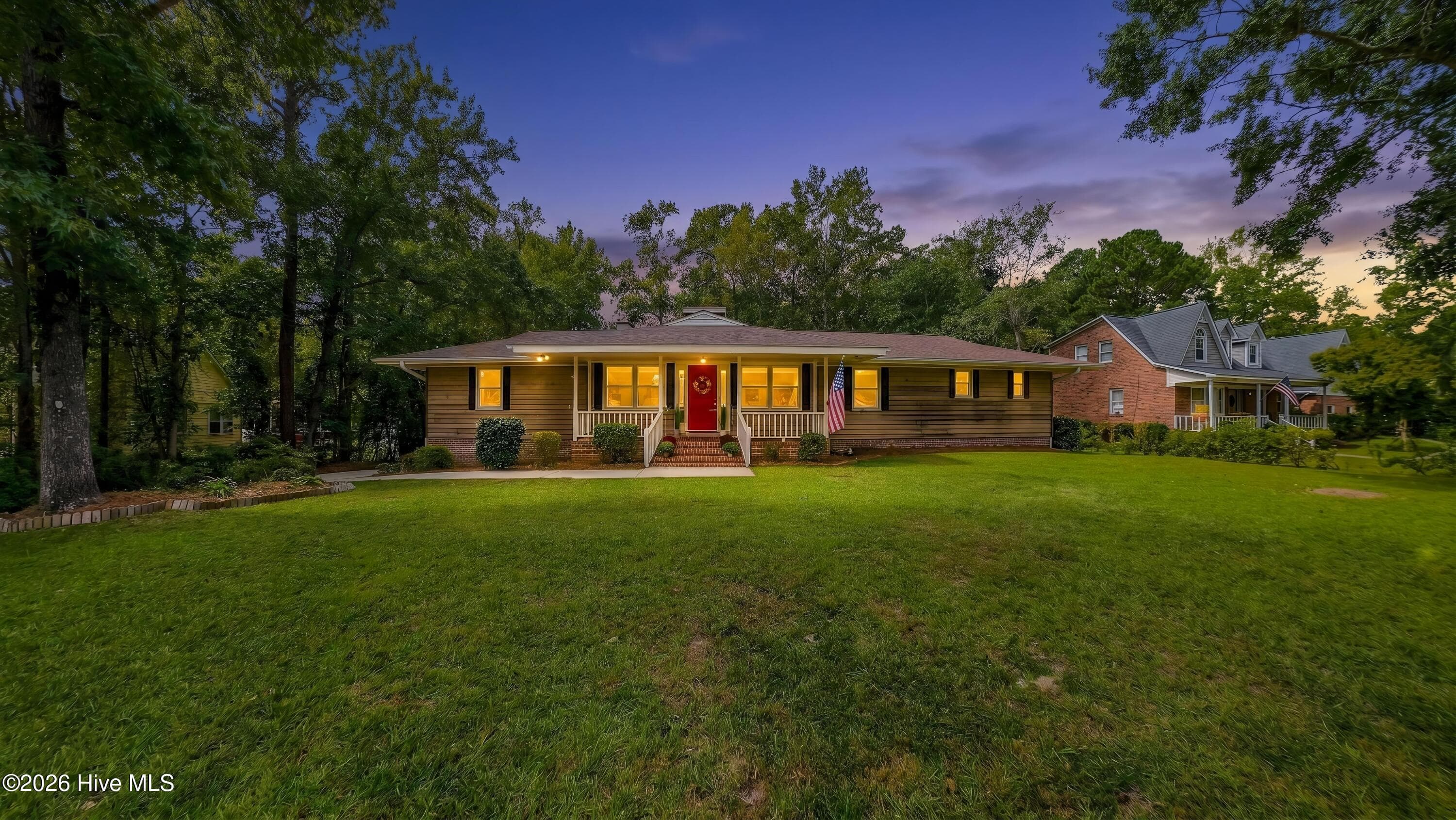 306 Shore Point Drive, Wilmington, NC 28411