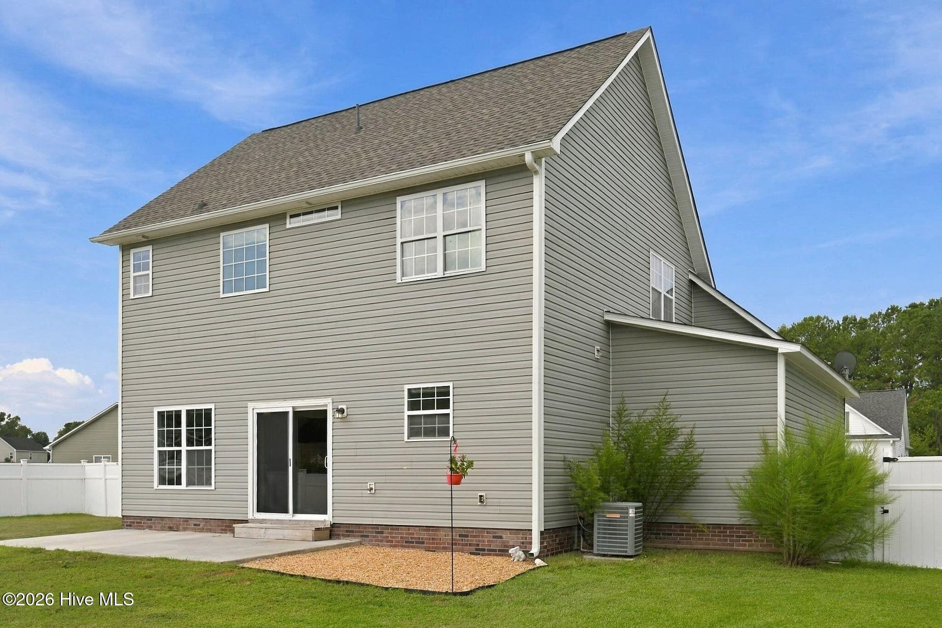 Single Family Residence at 113 Borough Nest Drive, Swansboro, NC 28584, photo 37 of 49