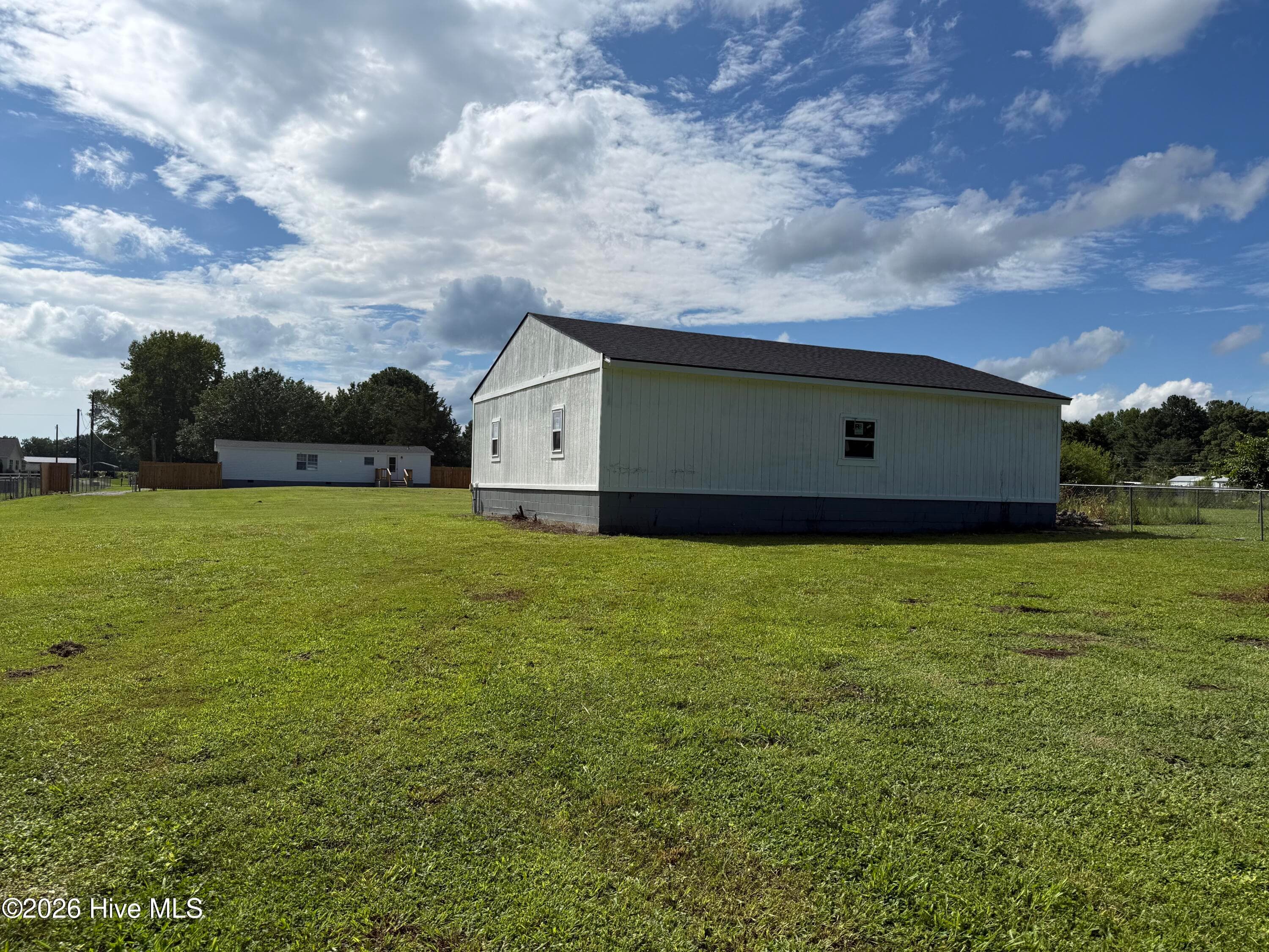 Manufactured Home at 6362 Faith Baptist Church Road, Pinetops, NC 27864, photo 23 of 31