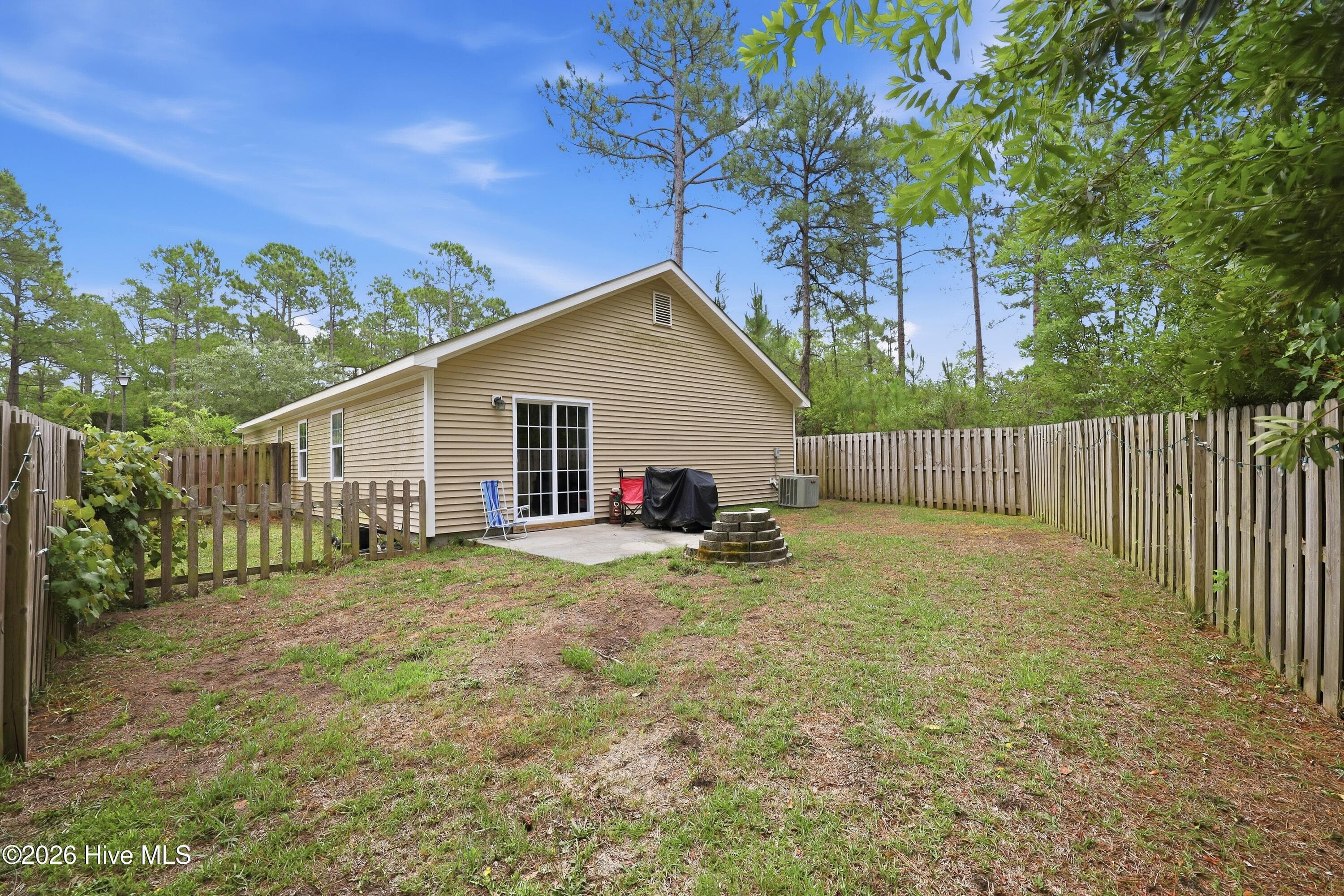 Single Family Residence at 108 Oyster Landing Drive, Sneads Ferry, NC 28460, photo 38 of 42