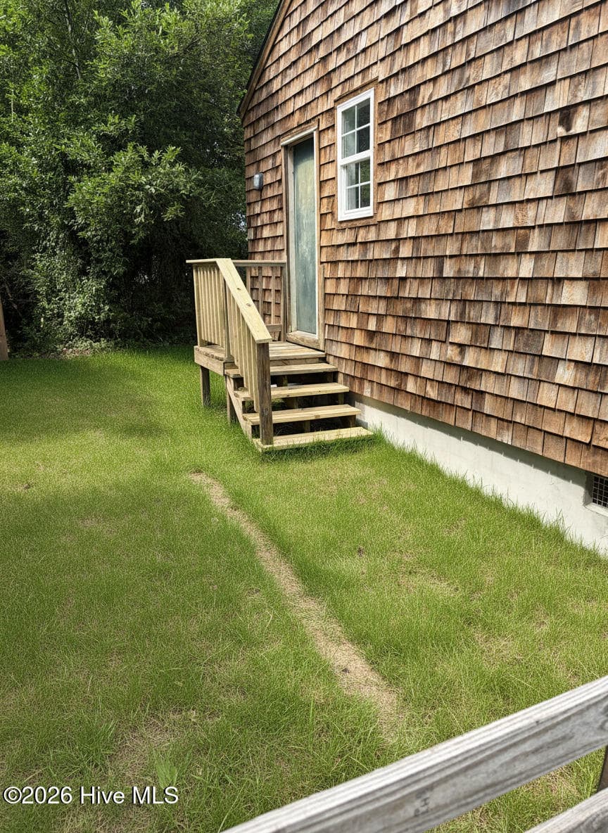 Single Family Residence at 1015 Queen Street, Wilmington, NC 28401, photo 9 of 9
