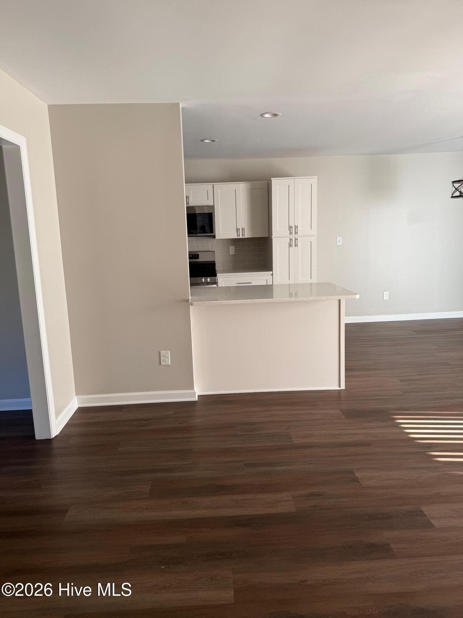 Single Family Residence at 7012 N Northbend Road, Wilmington, NC 28411, photo 15 of 35