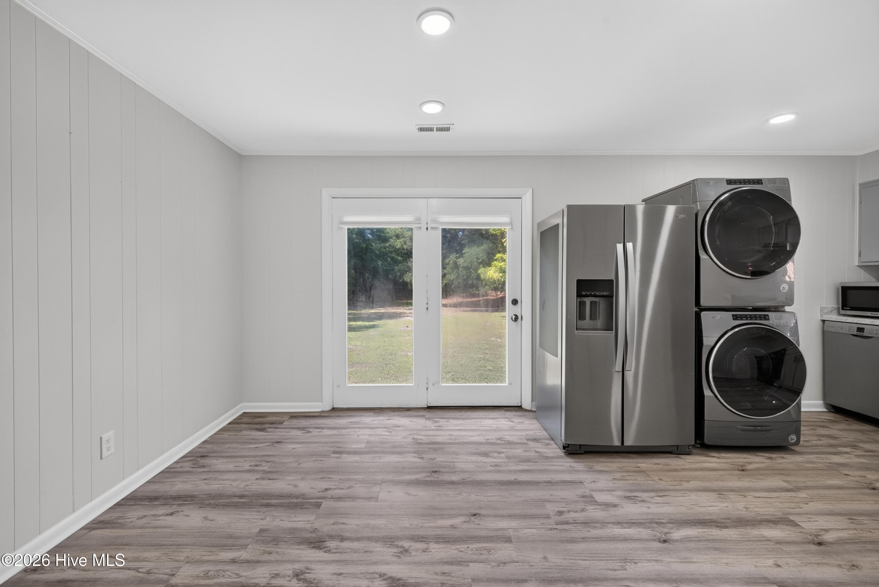 Single Family Residence at 705 Holbrooke Avenue, Wilmington, NC 28412, photo 12 of 36