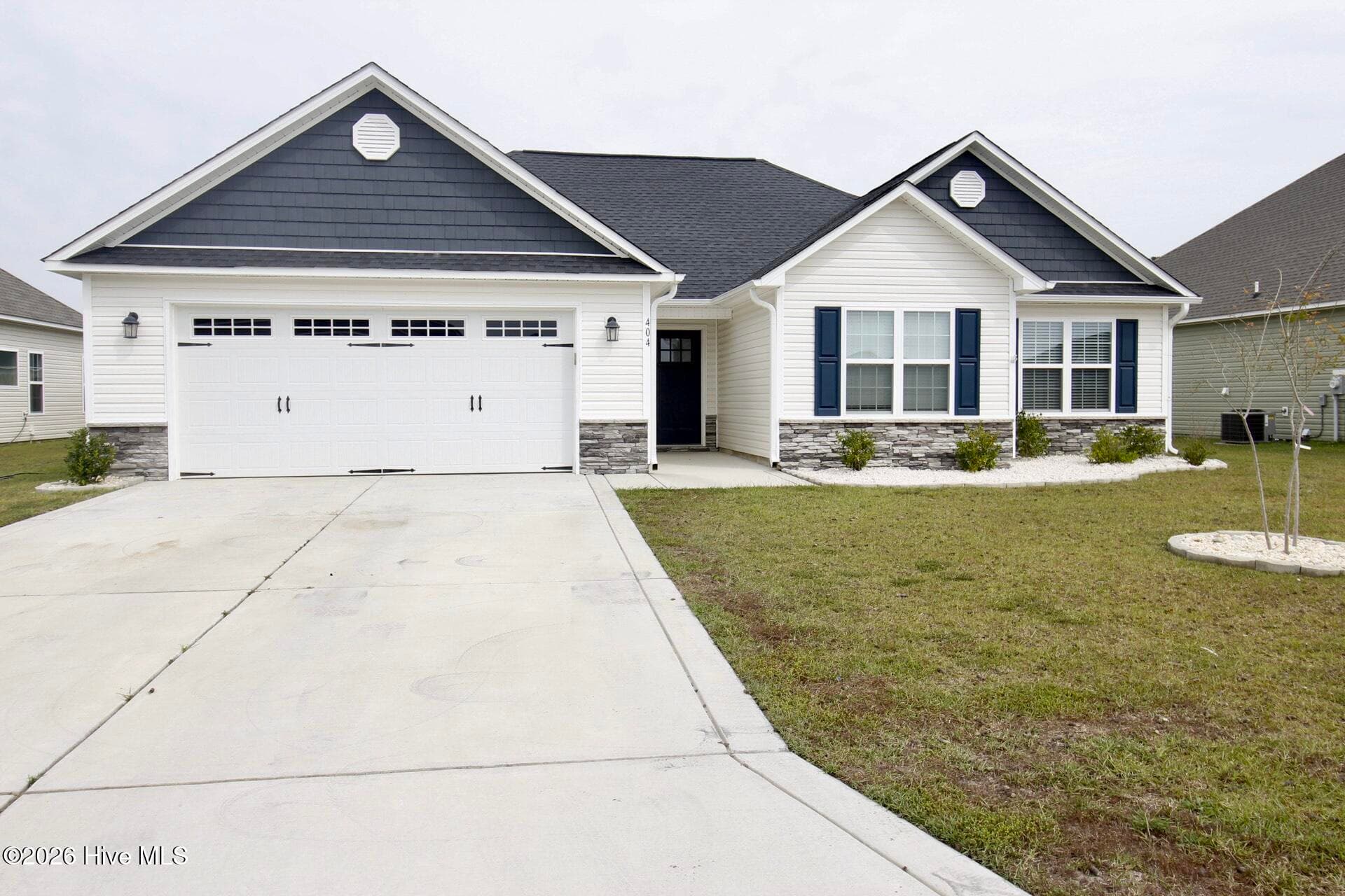 Single Family Residence at 404 Montgomery Drive, Jacksonville, NC 28546, photo 4 of 30