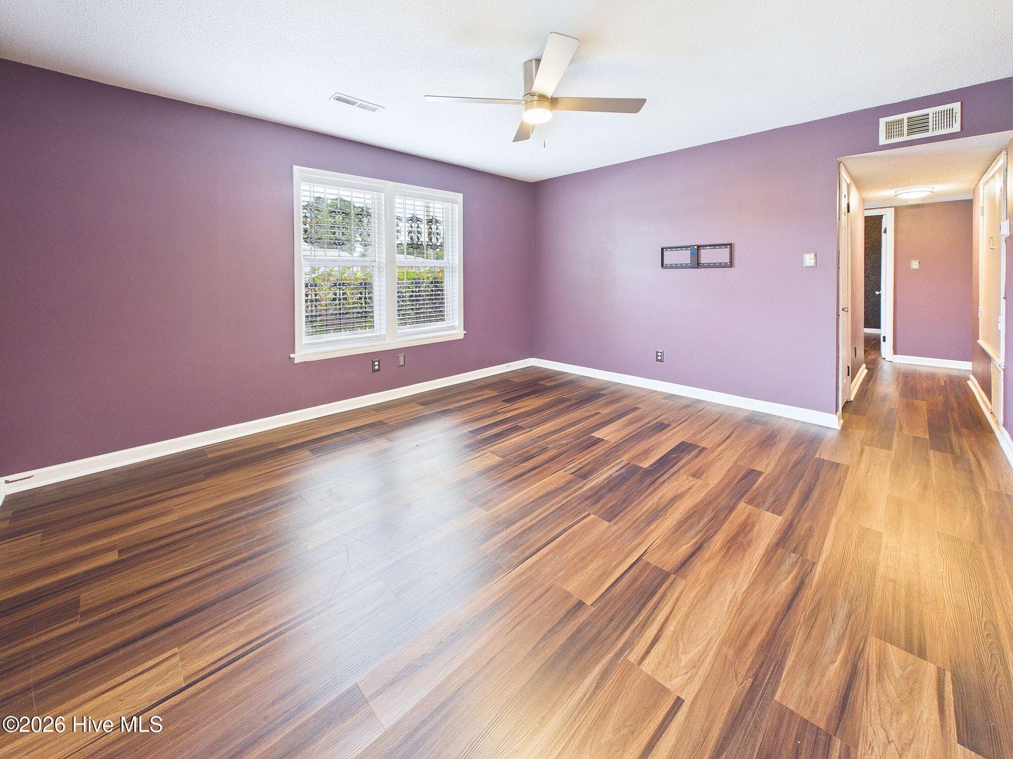 Single Family Residence at 1201 Kornegay Avenue, Wilmington, NC 28405, photo 7 of 44