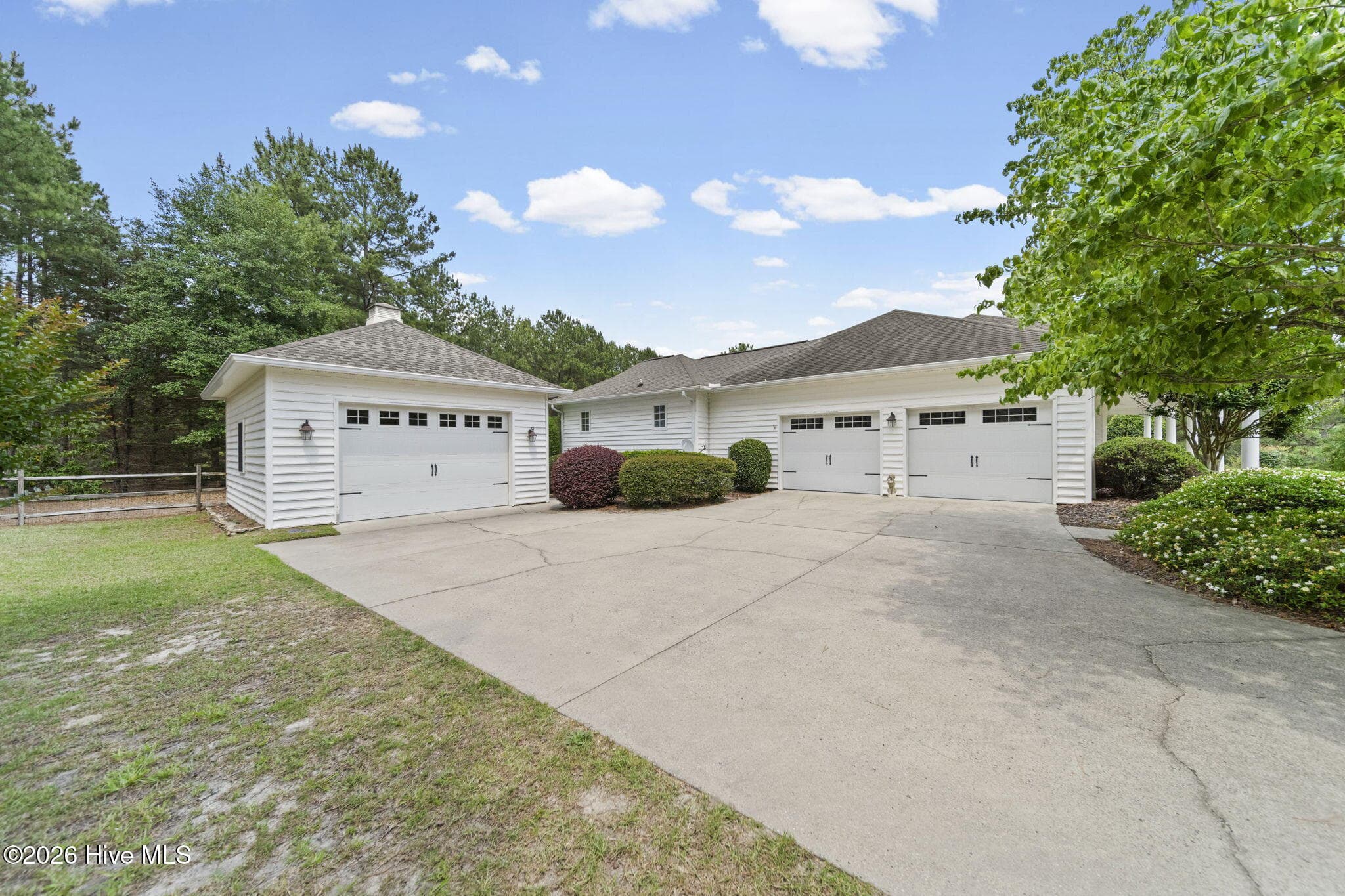 Single Family Residence at 139 Broken Ridge Trail, West End, NC 27376, photo 29 of 94