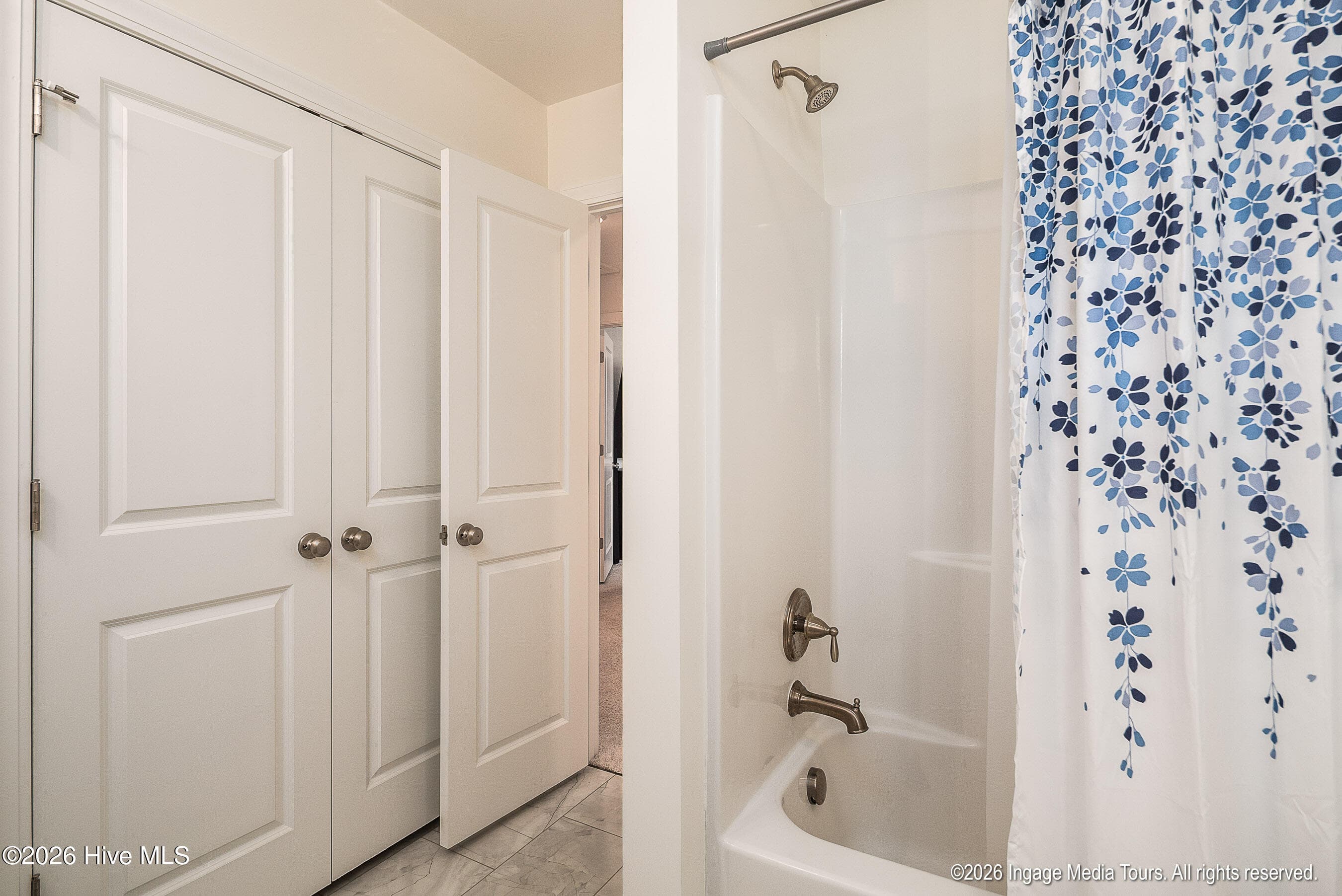 Townhouse at 208 Leines Way A, Greenville, NC 27834, photo 29 of 41