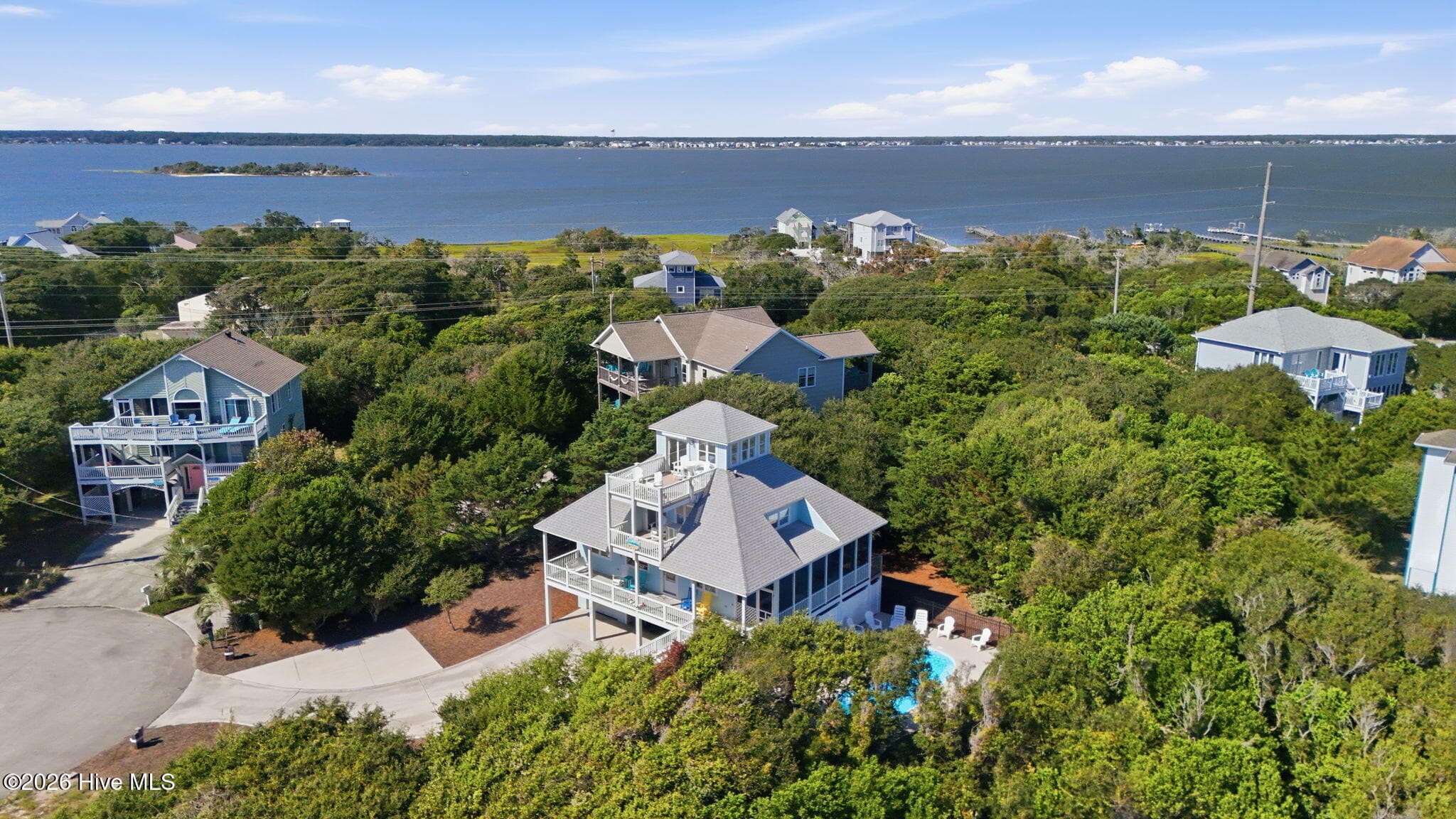 Single Family Residence at 102 Alex Court, Emerald Isle, NC 28594, photo 9 of 57