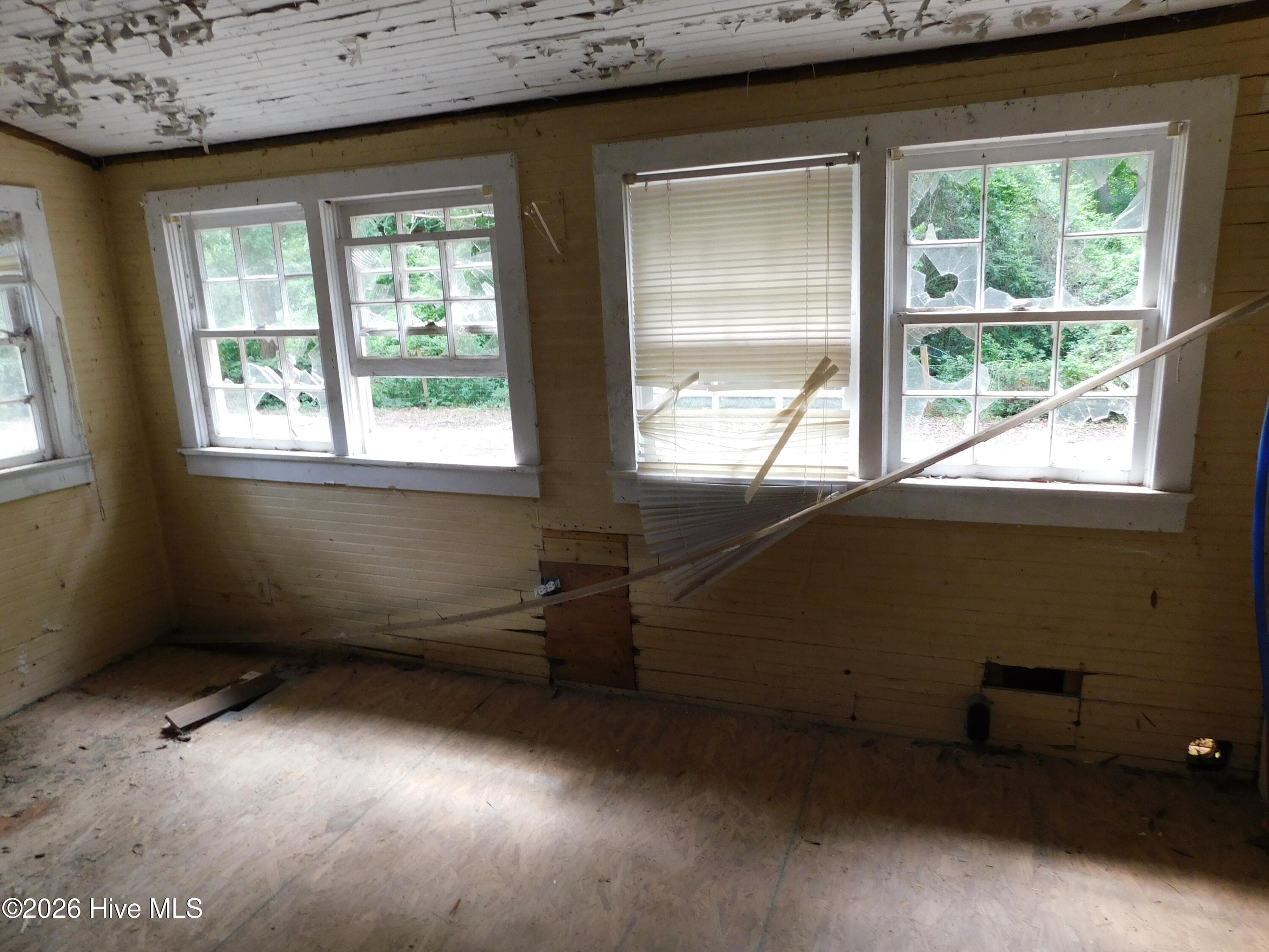 Single Family Residence at 7 First Street, Laurinburg, NC 28352, photo 13 of 20