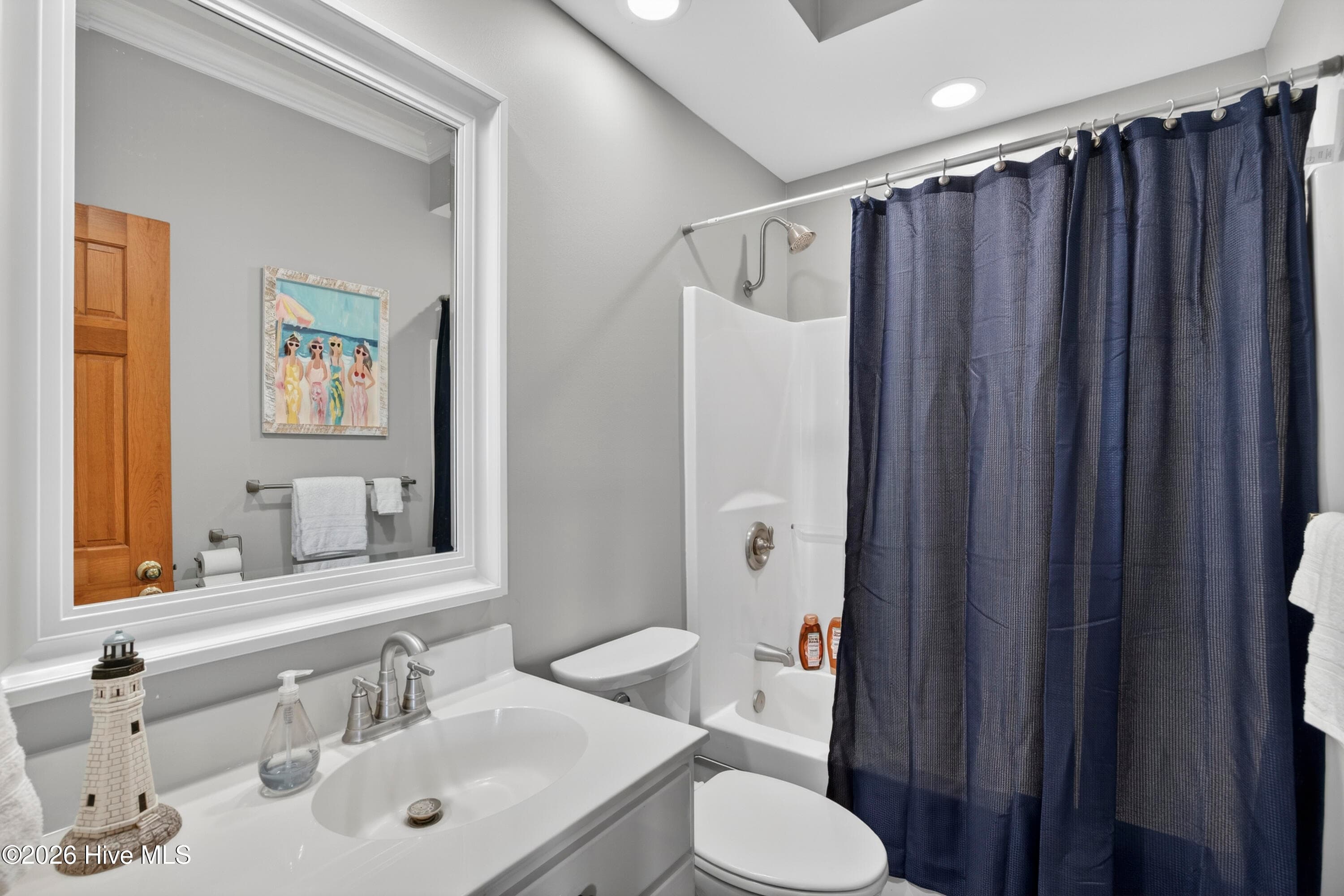 Single Family Residence at 103 Mcleod Avenue, Topsail Beach, NC 28445, photo 22 of 53