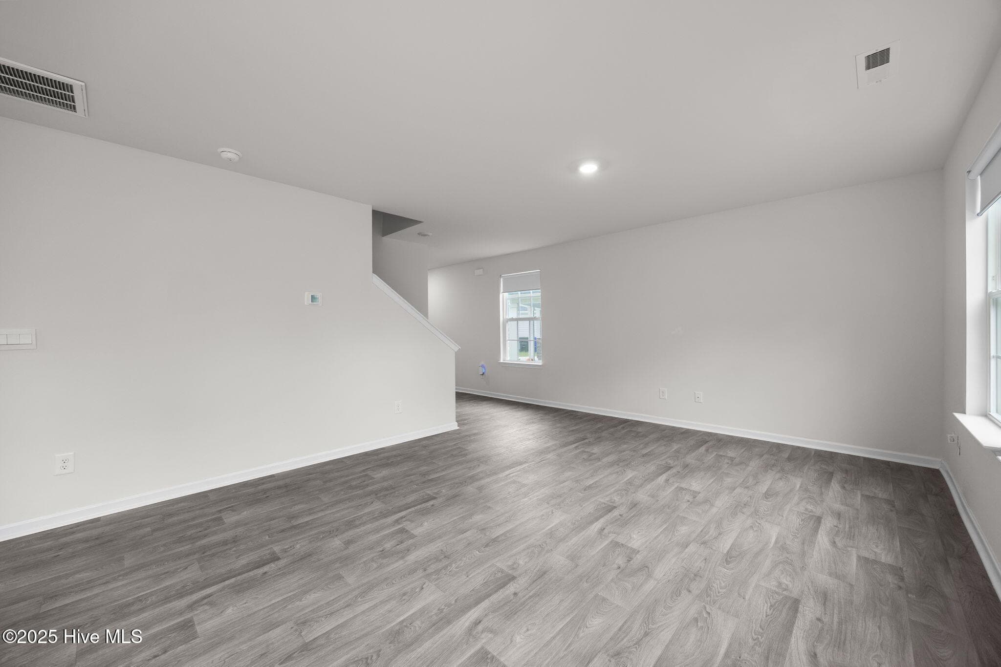 Single Family Residence at 1324 S Wilshire Court, Kinston, NC 28504, photo 11 of 53