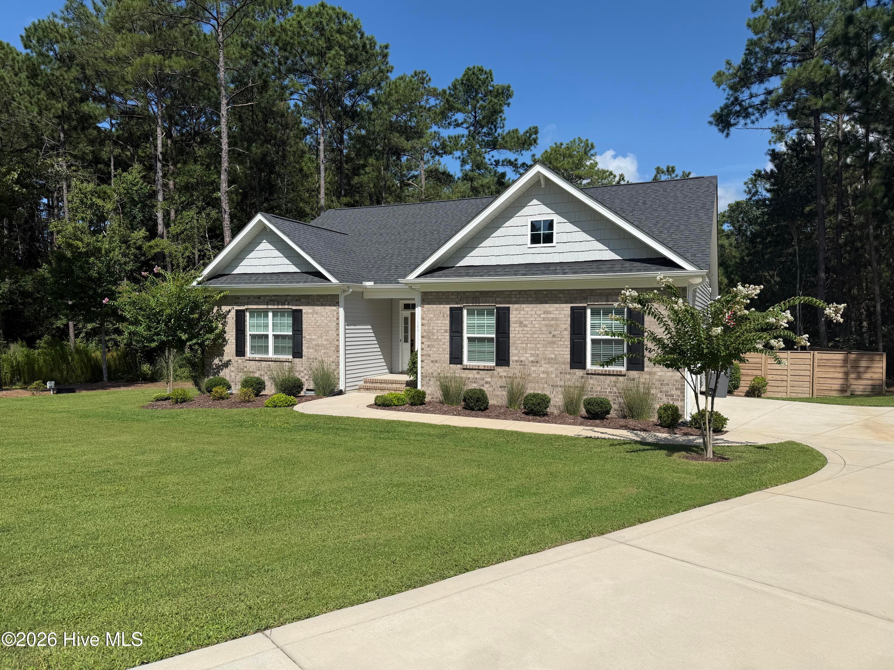 Single Family Residence at 409 Piney Oak Drive, Carthage, NC 28327, photo 10 of 61