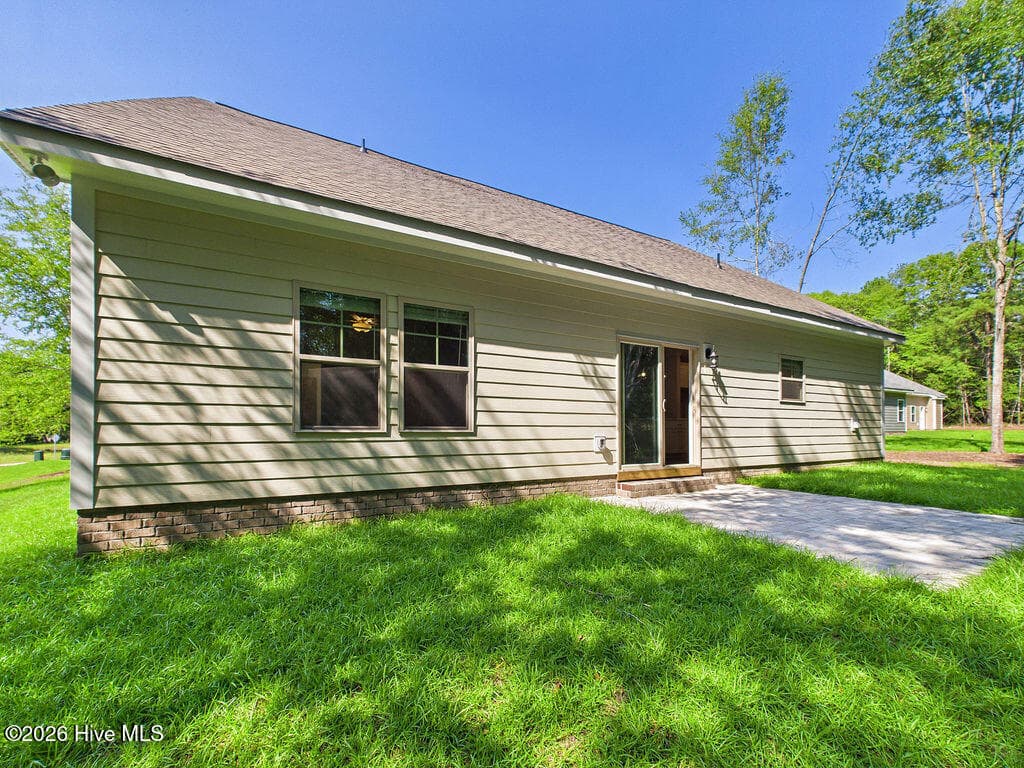 TELLURIDE LOT 06 - "Colston" - 229 Telluride Court, Aberdeen, NC 28315