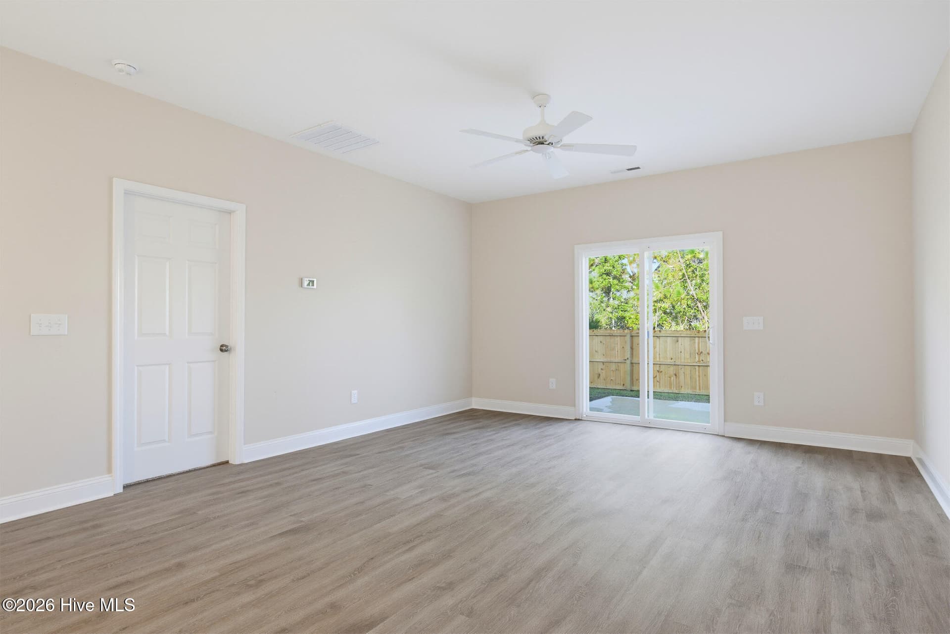 Townhouse at 224 Sandpiper Place, Holly Ridge, NC 28445, photo 14 of 28