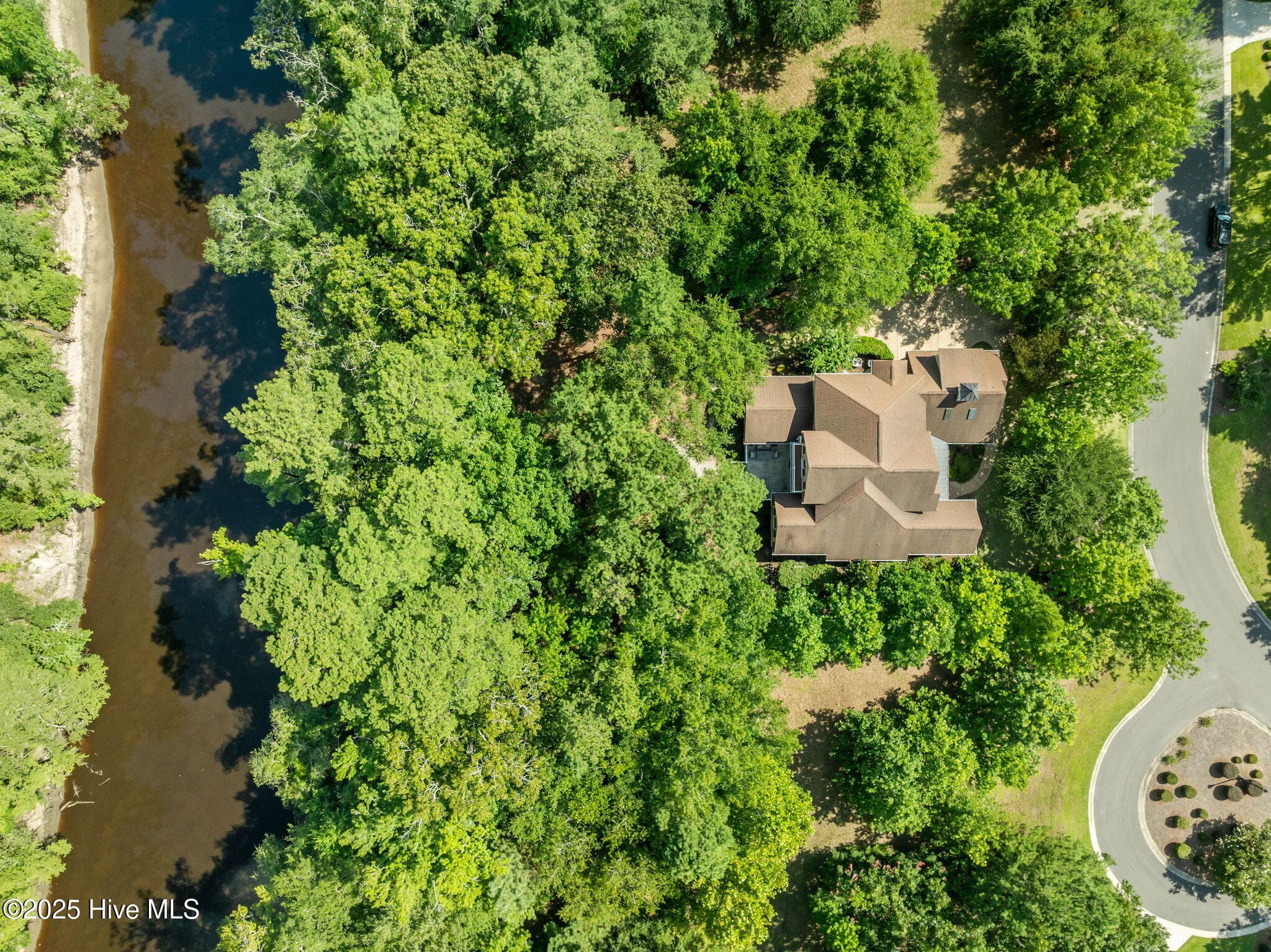 Single Family Residence at 125 Falling Water Way, Wallace, NC 28466, photo 22 of 81