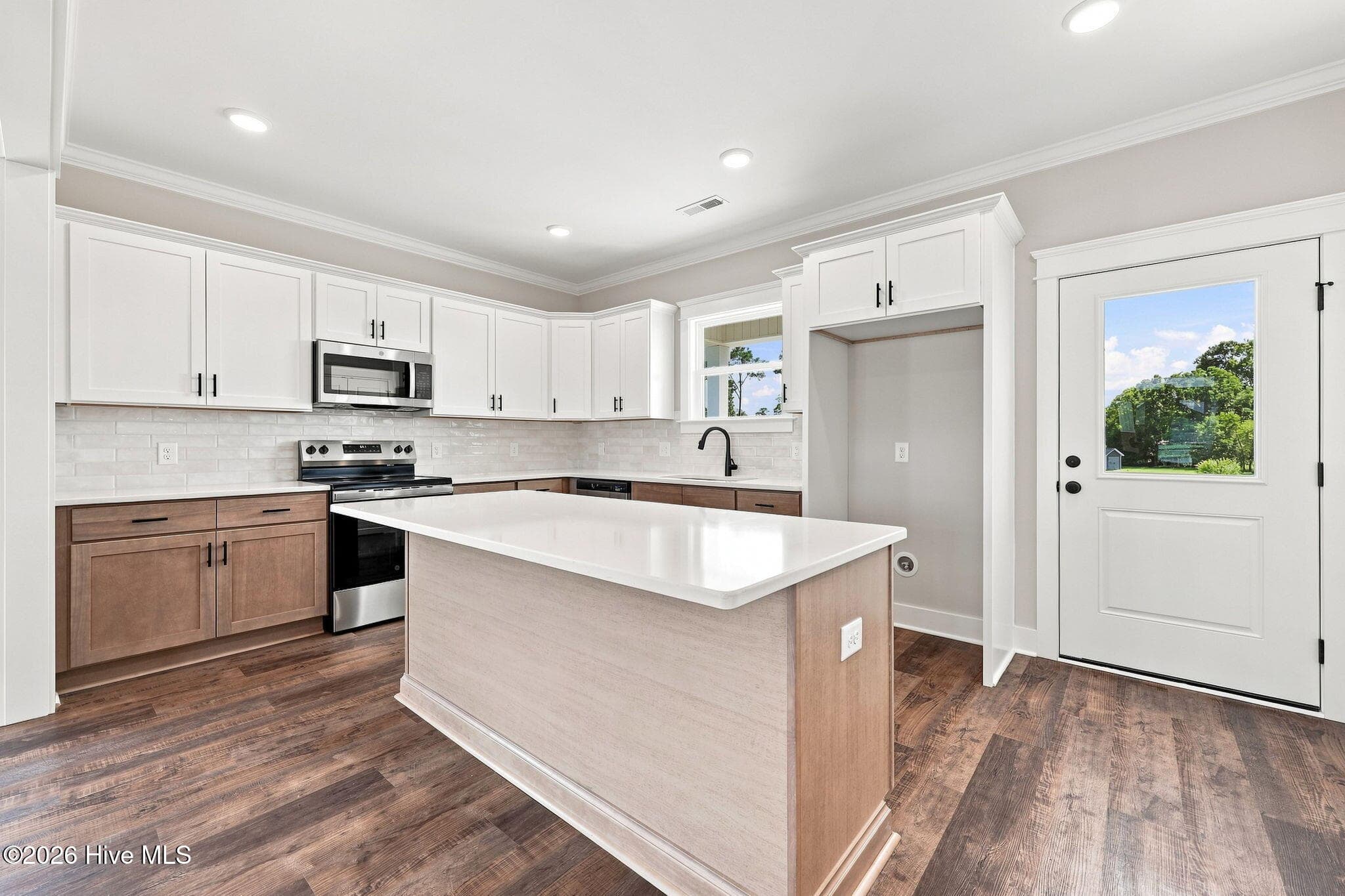 Single Family Residence at 1929 Kimball Drive, Greenville, NC 27834, photo 13 of 52