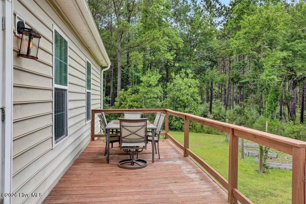 Single Family Residence at 635 Cross Creek Drive, Hampstead, NC 28443, photo 20 of 36