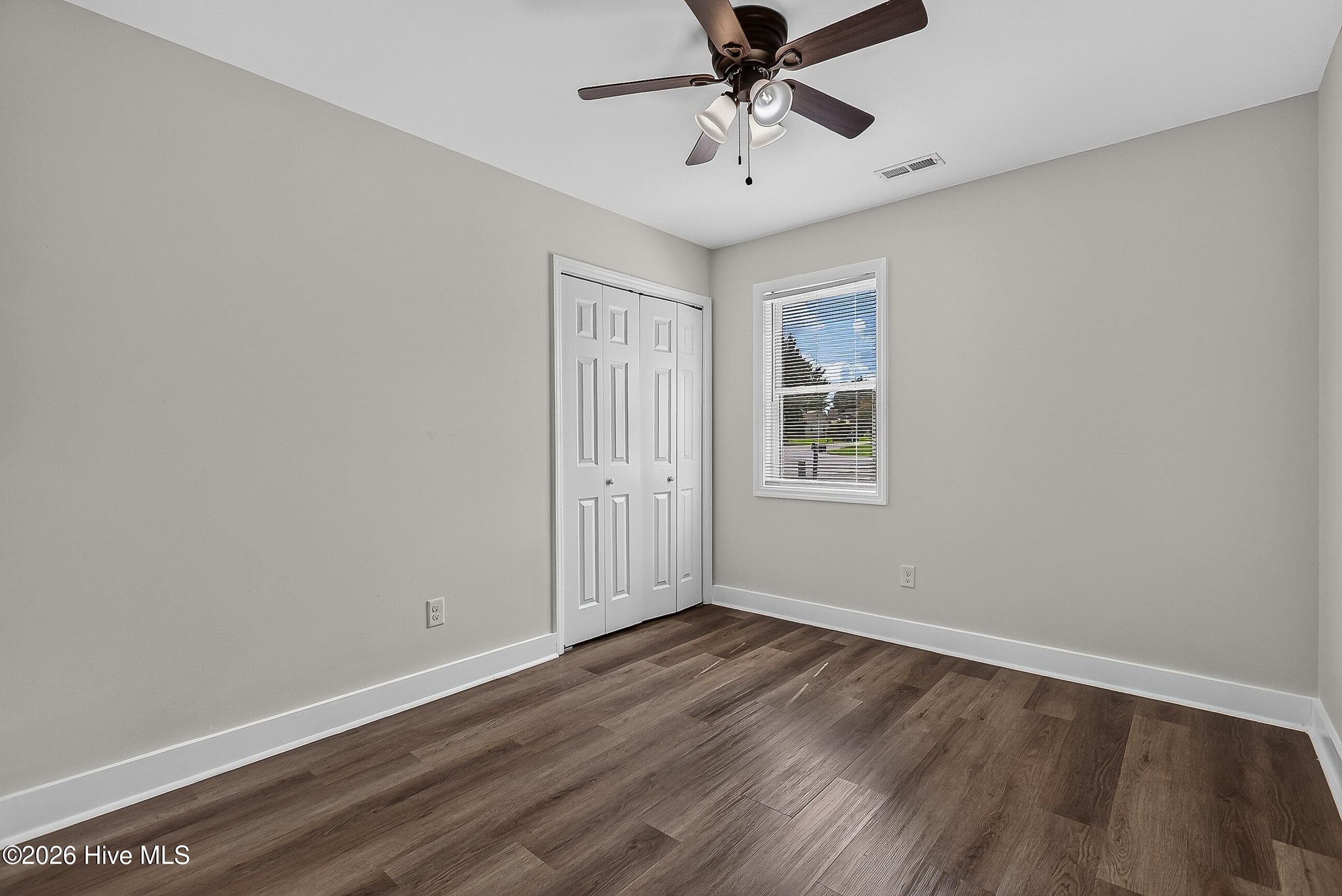 Single Family Residence at 912 Laurel Lane, Jacksonville, NC 28546, photo 18 of 35