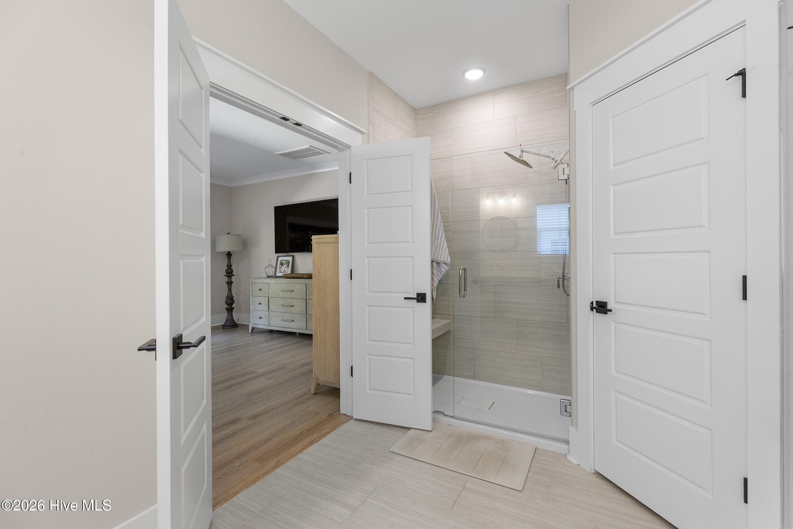 Single Family Residence at 2520 Lakeside Circle, Wilmington, NC 28401, photo 33 of 79