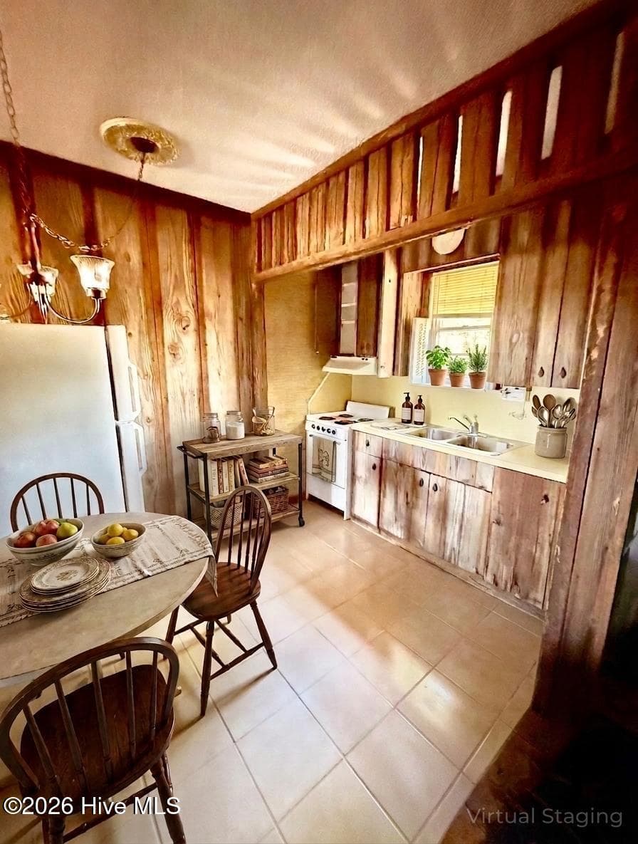 Kitchen - 7886 Nc 222, Fountain, NC 27829