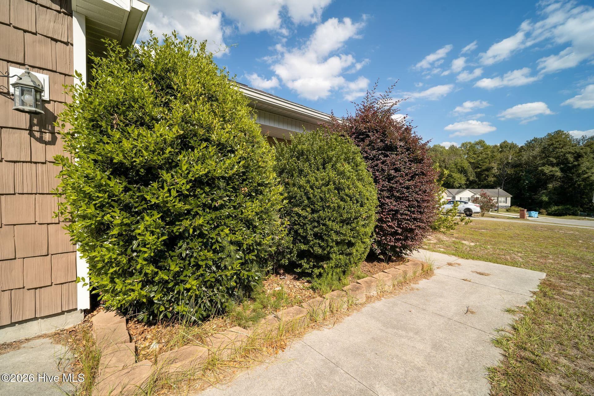 Single Family Residence at 105 Worvin Lane, Richlands, NC 28574, photo 6 of 41
