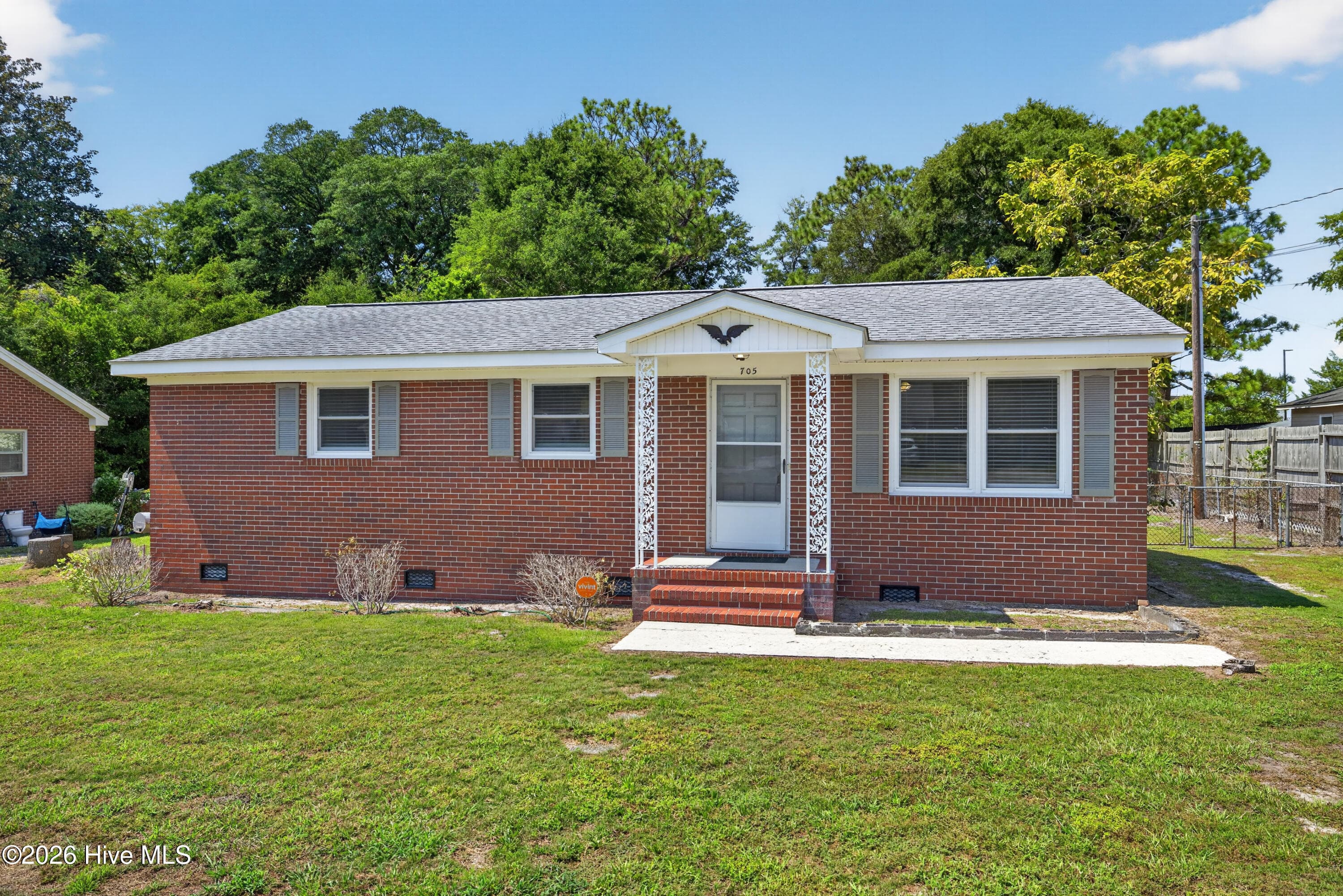 Single Family Residence at 705 Holbrooke Avenue, Wilmington, NC 28412, photo 3 of 36