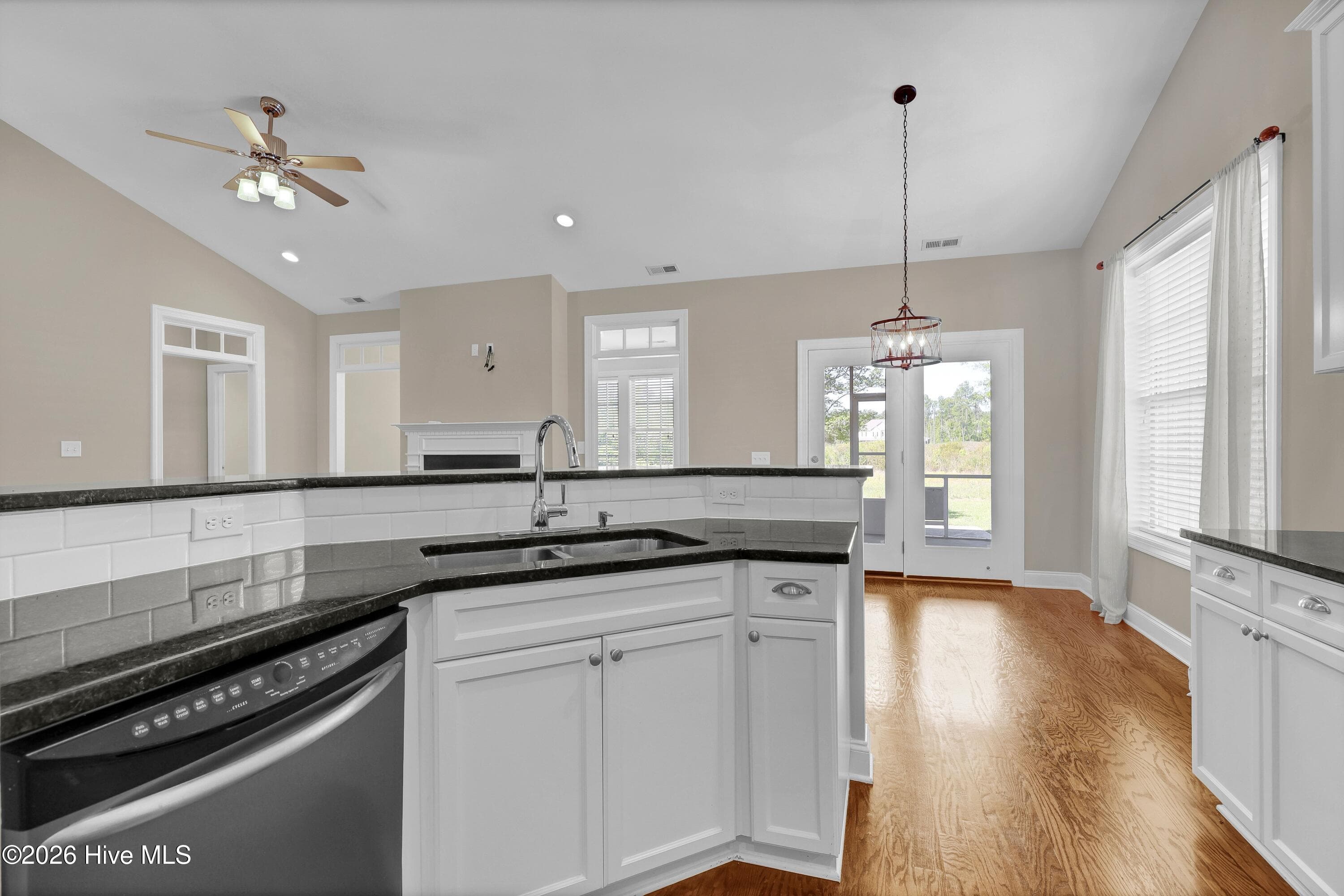 Single Family Residence at 35 Scotlands Court, Hampstead, NC 28443, photo 16 of 64
