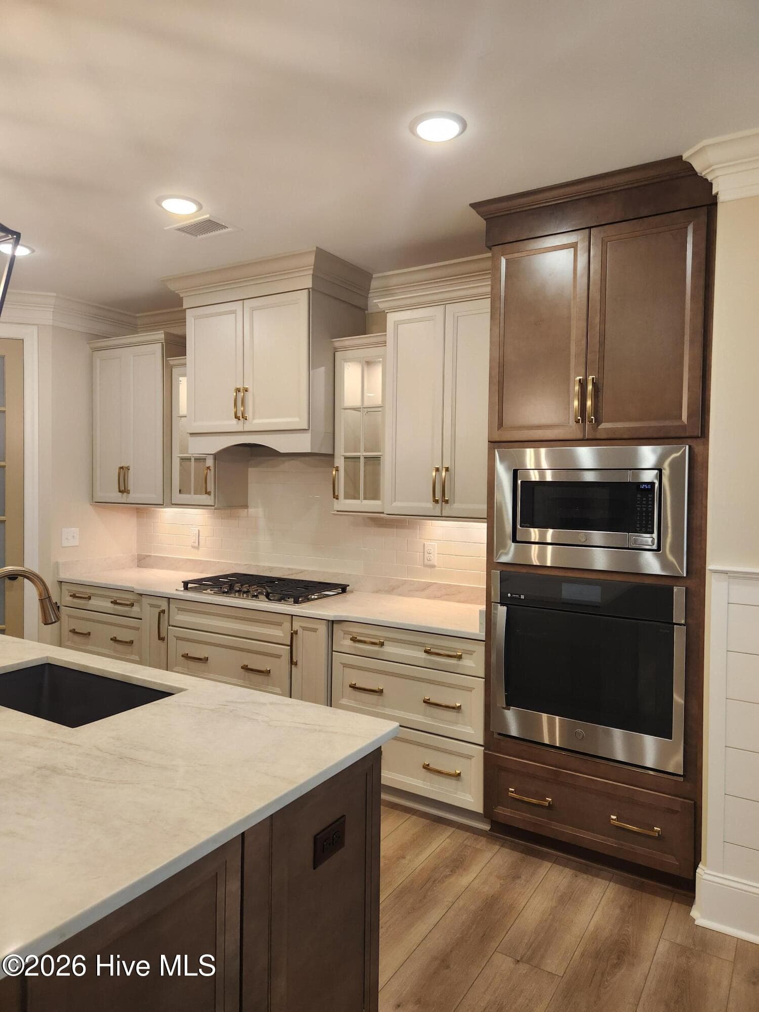 Single Family Residence at 6481 Kirkwall Point SW, Ocean Isle Beach, NC 28469, photo 7 of 49
