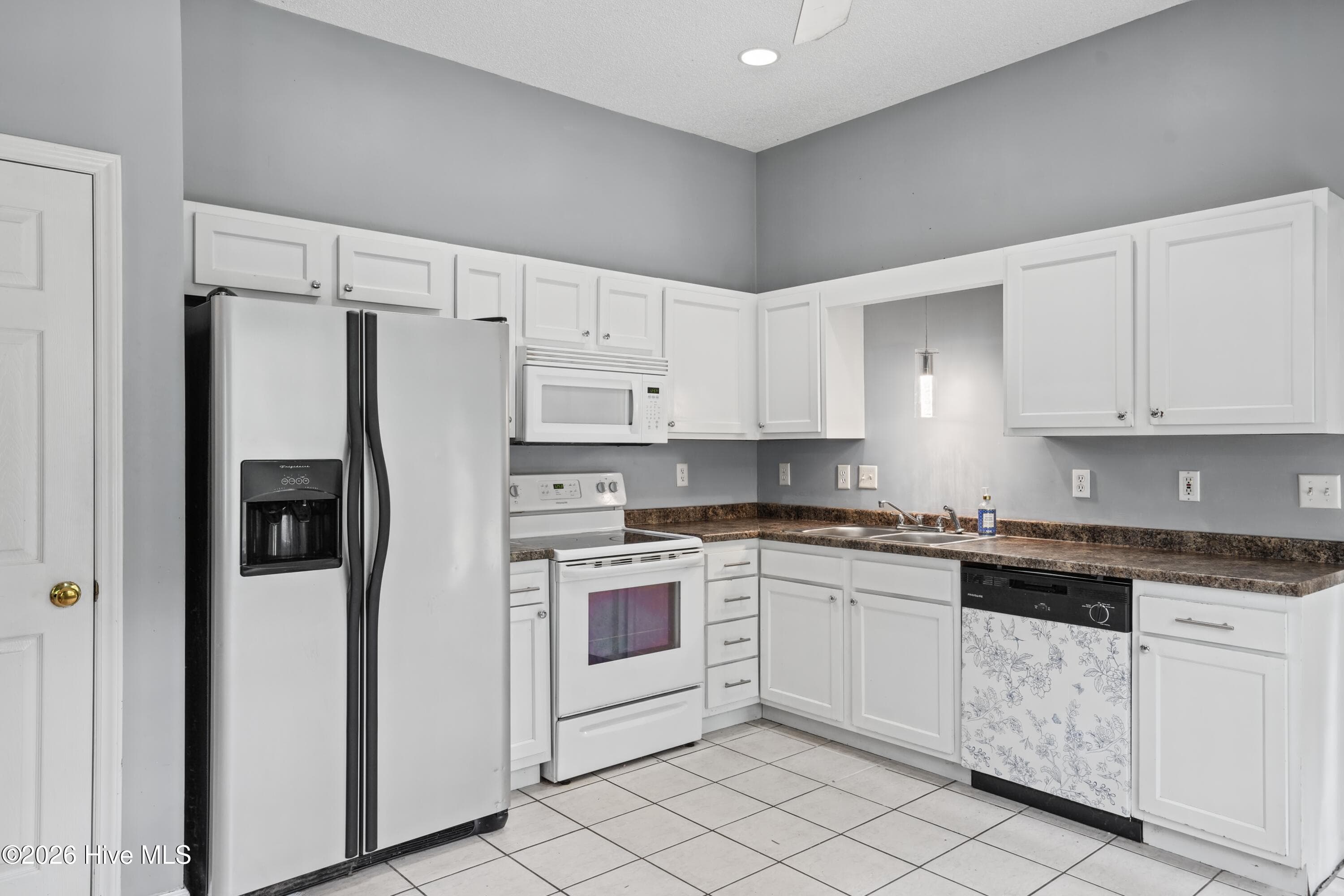 Single Family Residence at 2219 Sapling Circle, Wilmington, NC 28411, photo 11 of 45