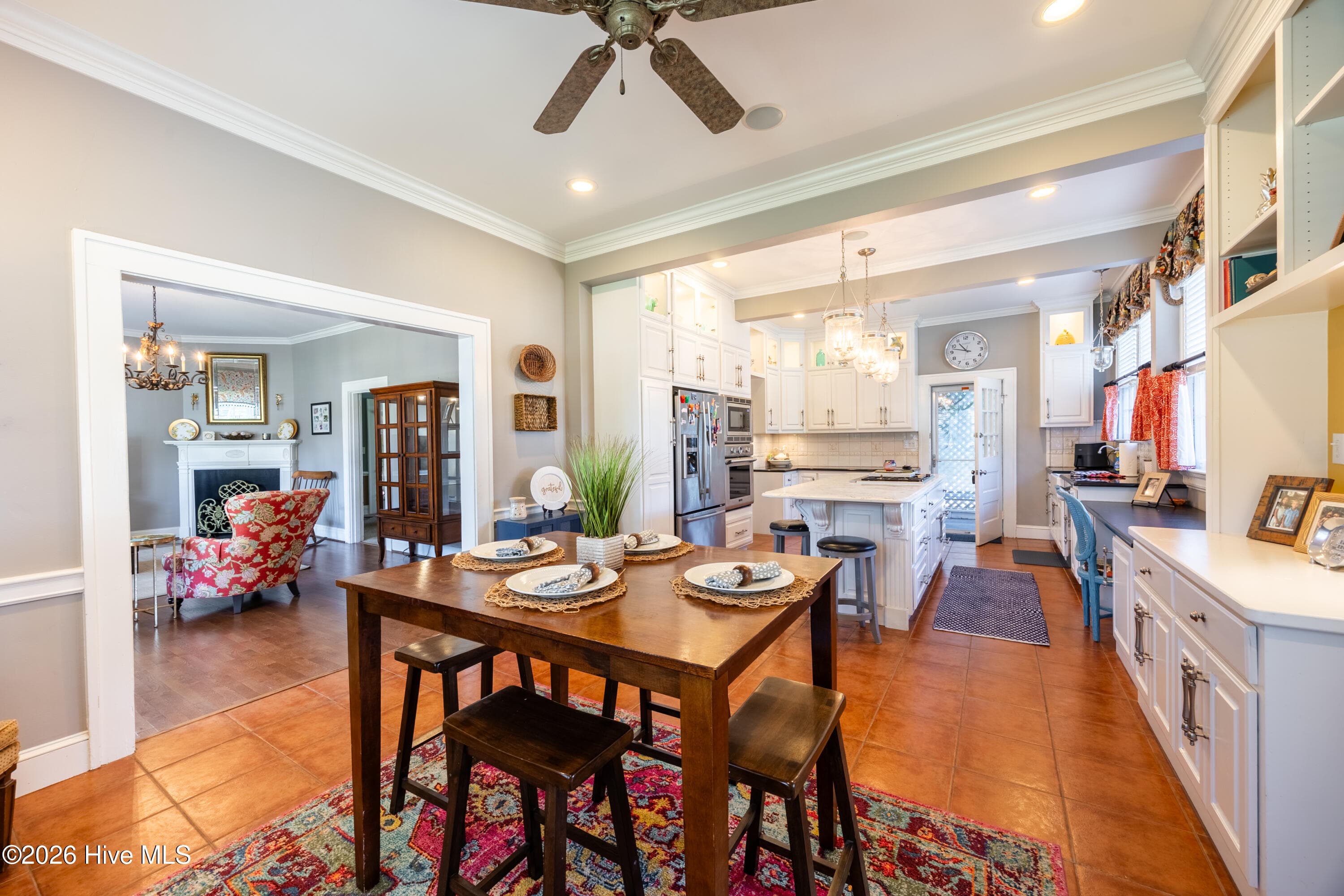 Single Family Residence at 1213 Nash Street N, Wilson, NC 27893, photo 2 of 4