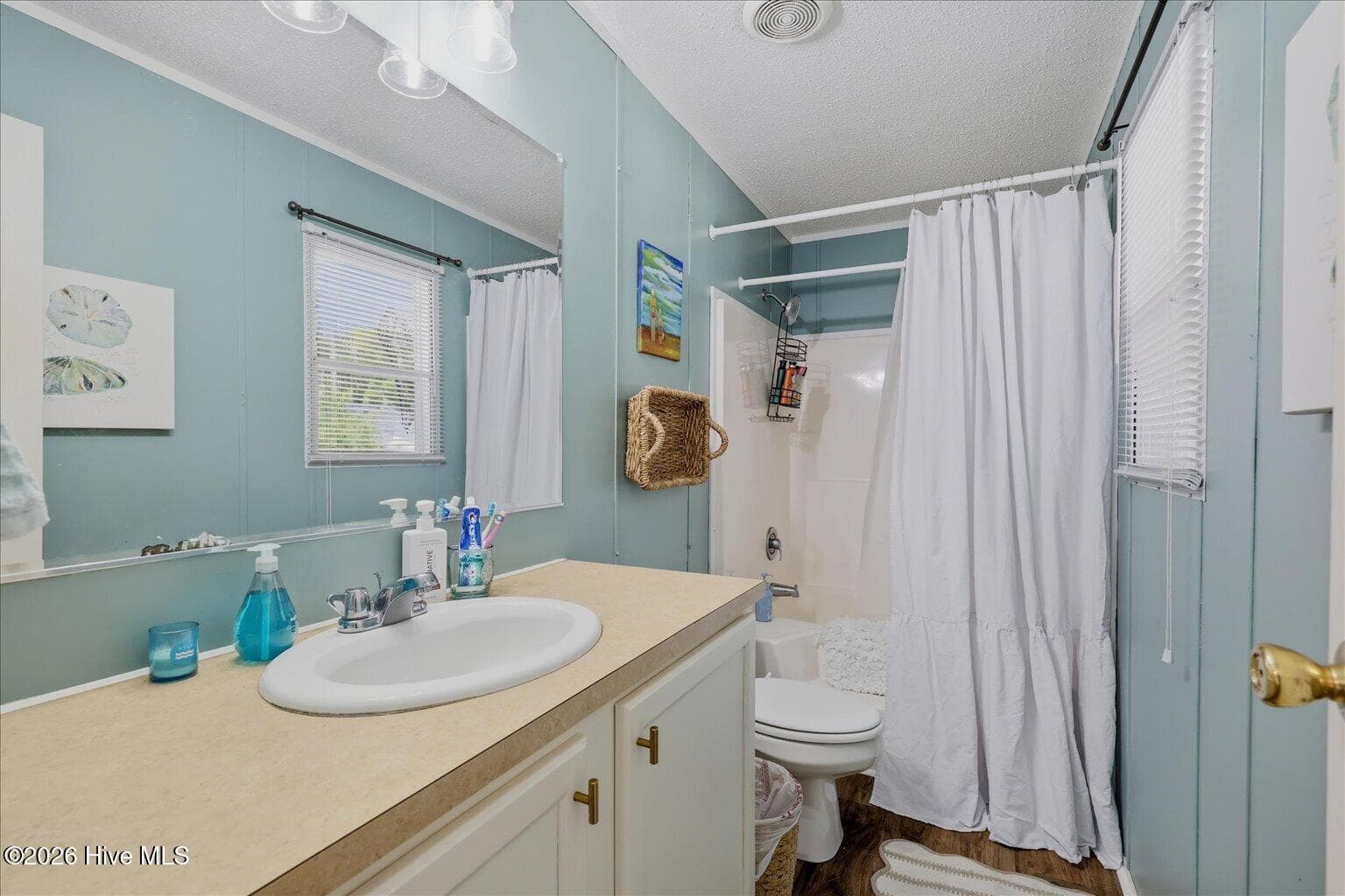 Manufactured Home at 703 Dogwood Drive, Sunset Beach, NC 28468, photo 14 of 31