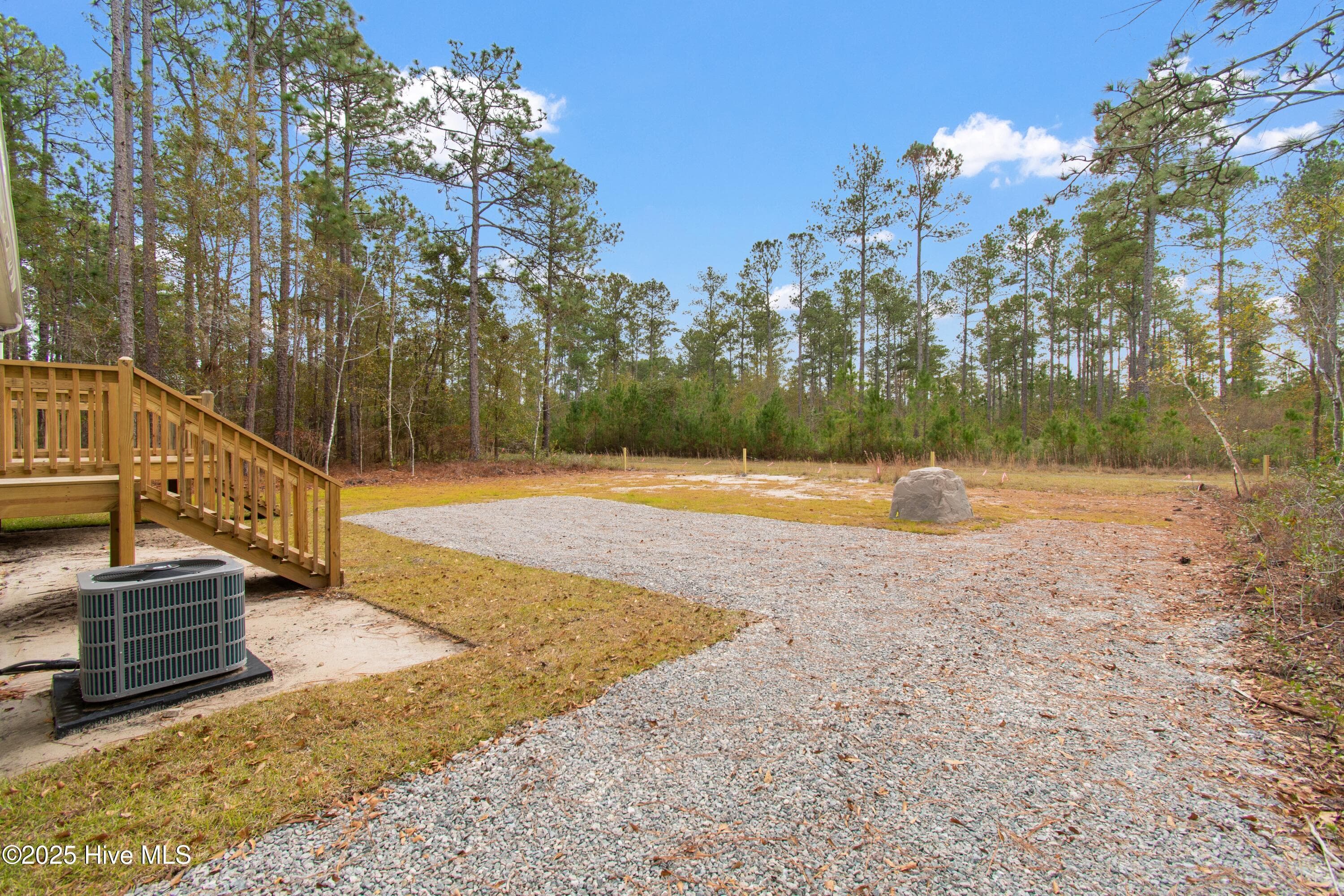 Single Family Residence at 9163 Southern Boulevard SE, Winnabow, NC 28479, photo 4 of 28