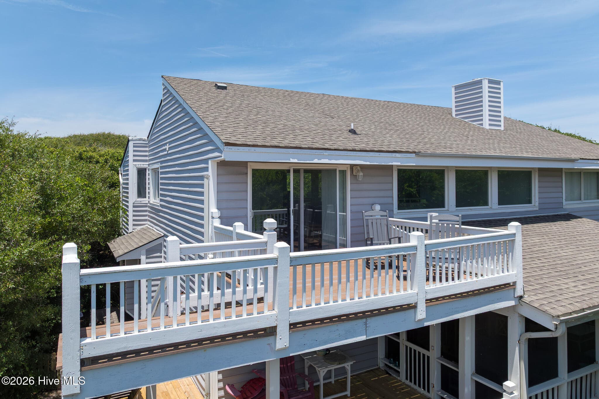 Single Family Residence at 126 Channel Bend, Surf City, NC 28445, photo 3 of 78