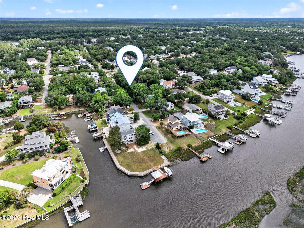 104 24 SW 24th Street, Oak Island, NC 28465