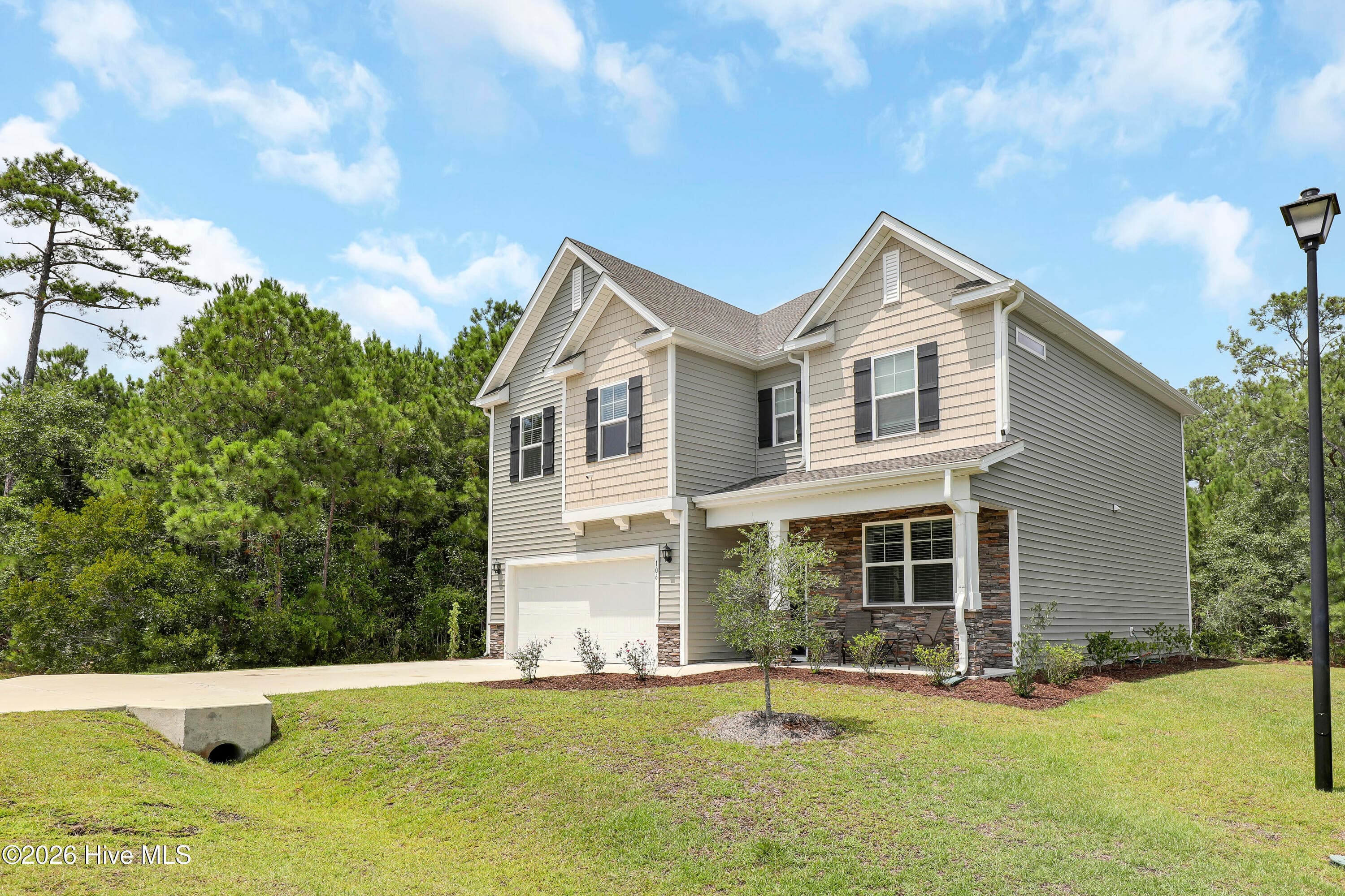 Single Family Residence at 106 Wax Myrtle Way Lot 11, Sneads Ferry, NC 28460, photo 3 of 29